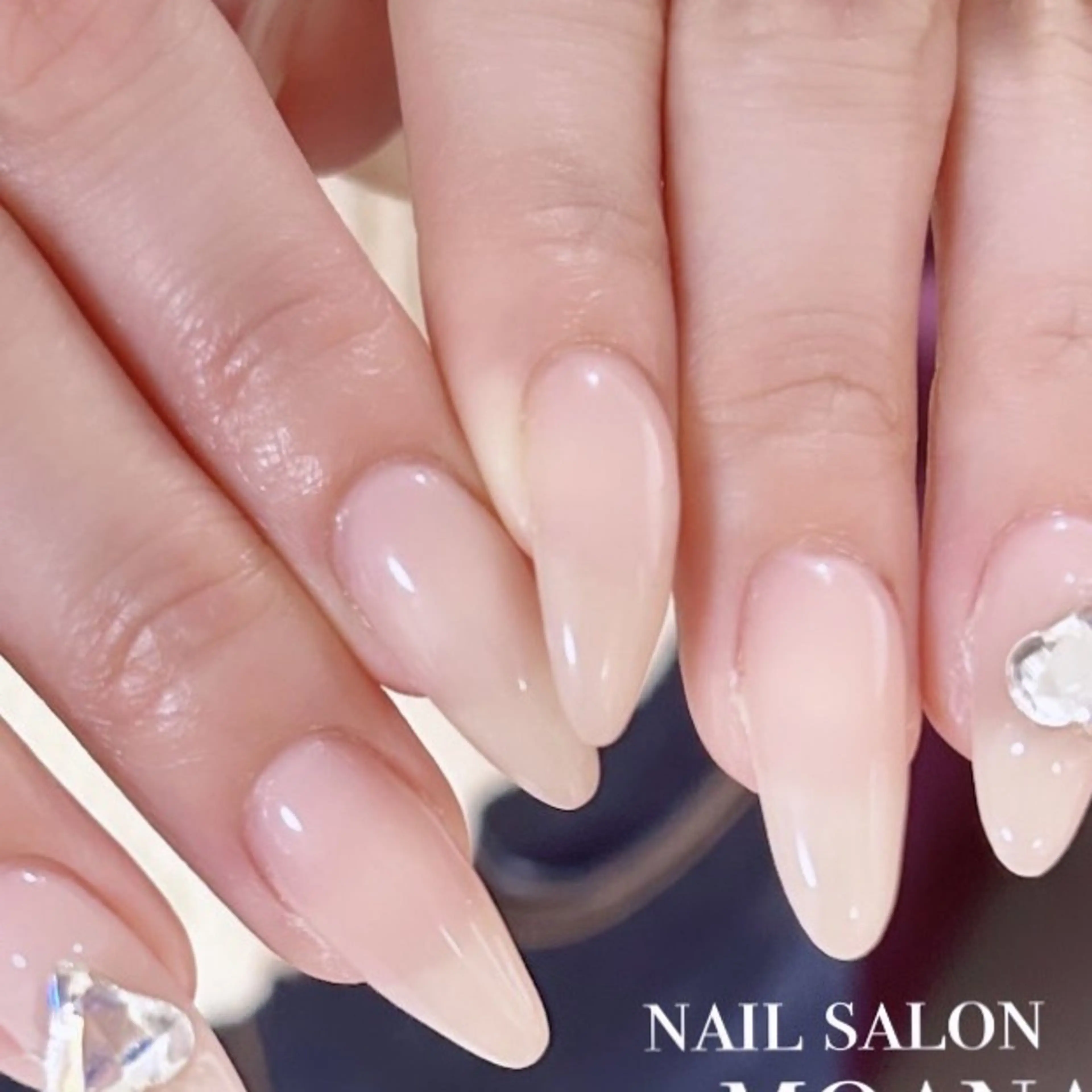 【オフ　フィルイン無料】美フォルム長さ出し10本　2本アート　ハンドクリームプレゼント付きの写真