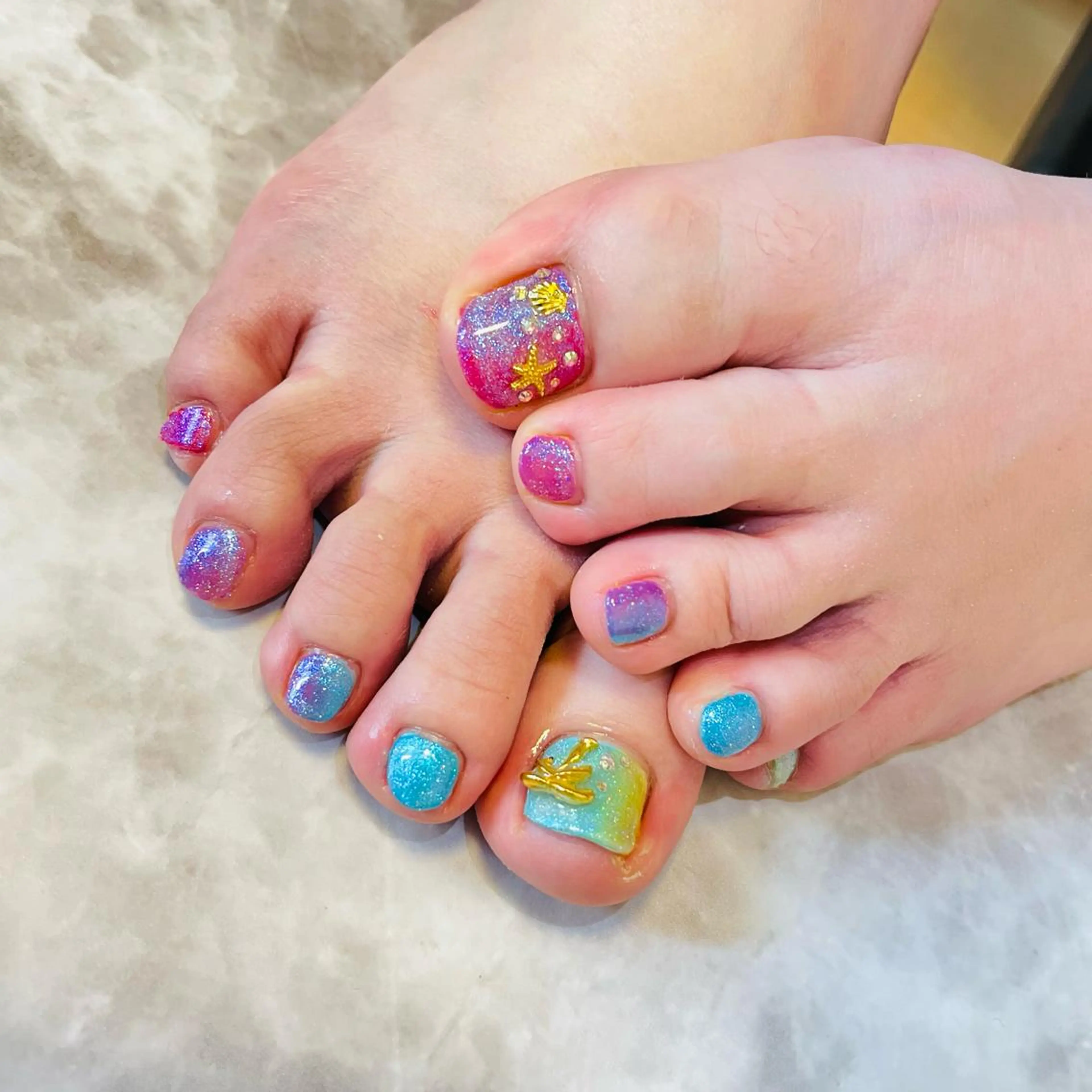 ネイル グラデーション Nail salon Betty❤︎のネイルデザイン