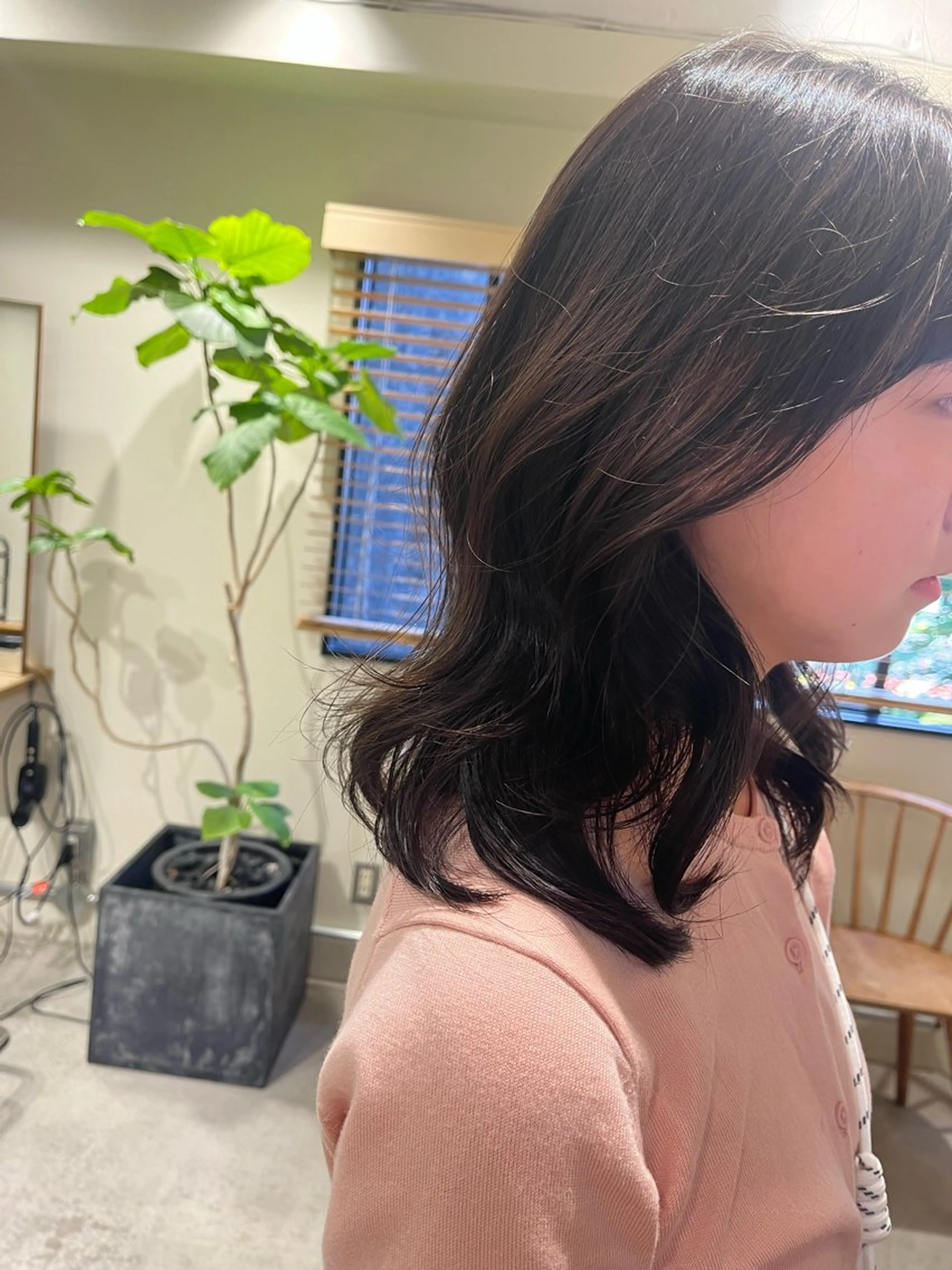 ミディアム カット トリートメント ヘッドスパ ヘアセット 🦮shiori アイドルオタク🦮のヘアスタイル