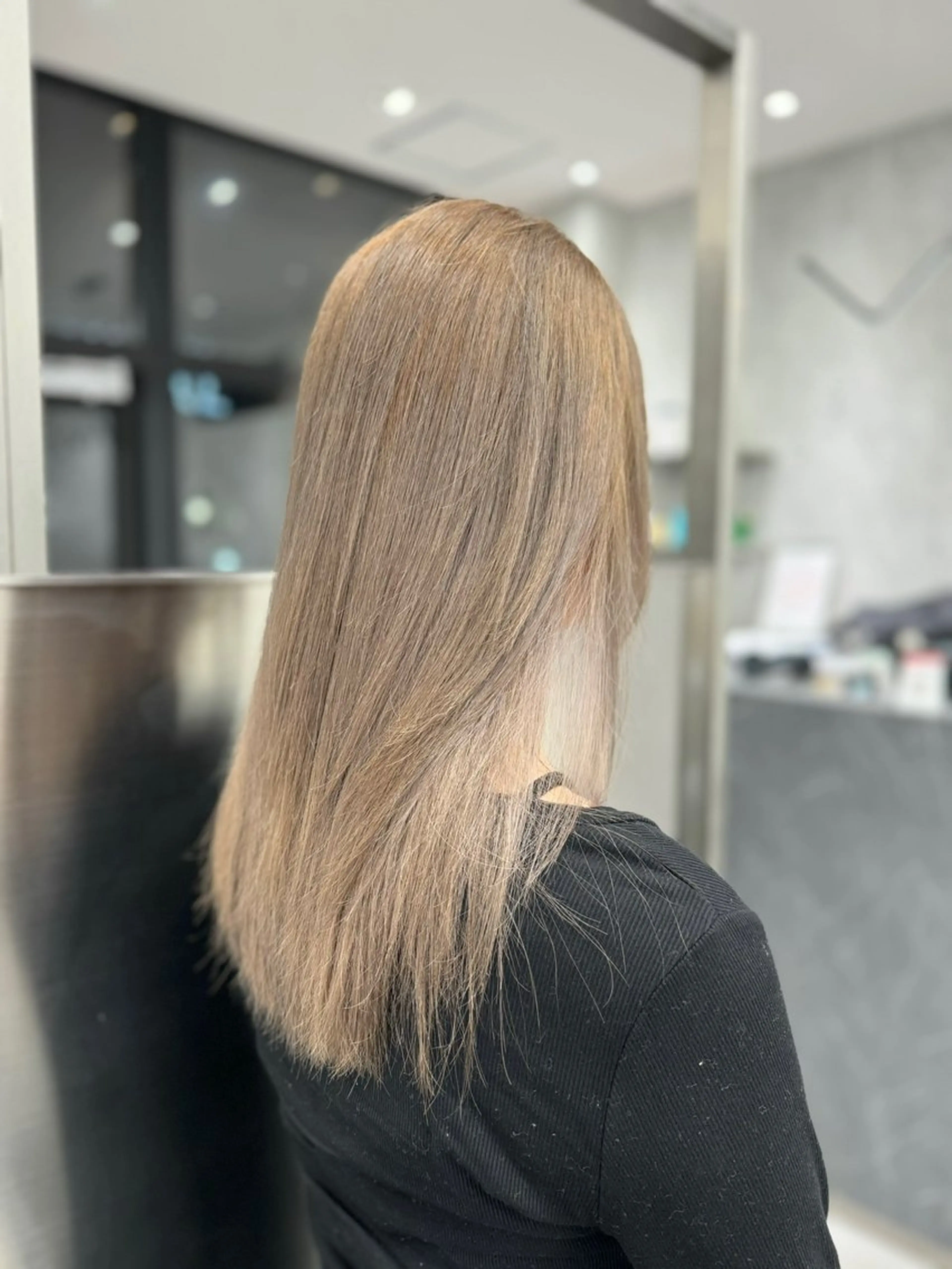 カラー ブリーチ ケアブリーチ ケアカラー ハイトーンカラー 𝐥𝐚𝐲𝐞𝐫 韓⛓️ ブリーチのヘアスタイル