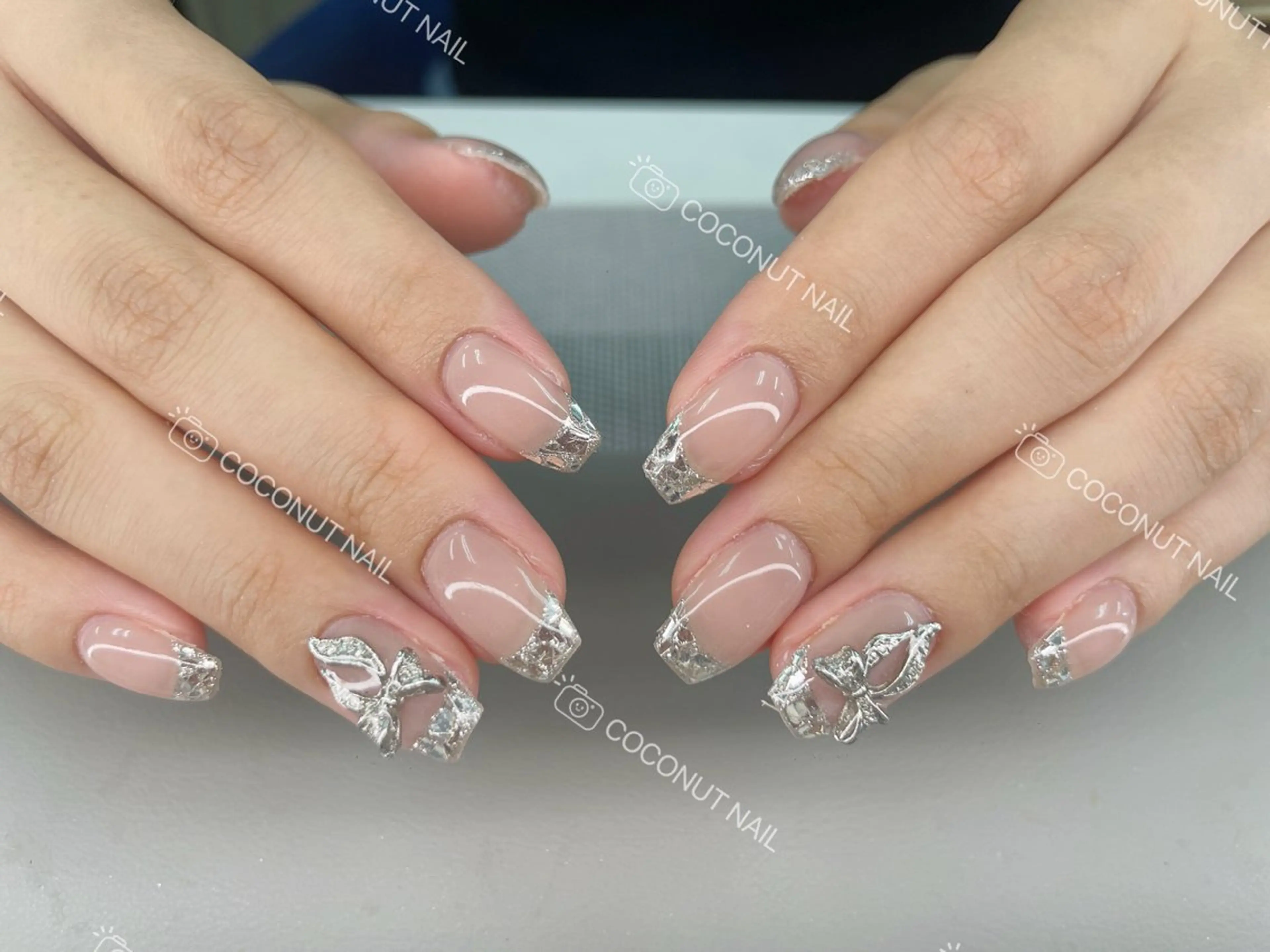 ネイル ハンドネイル 神田 ココナッツのネイルデザイン