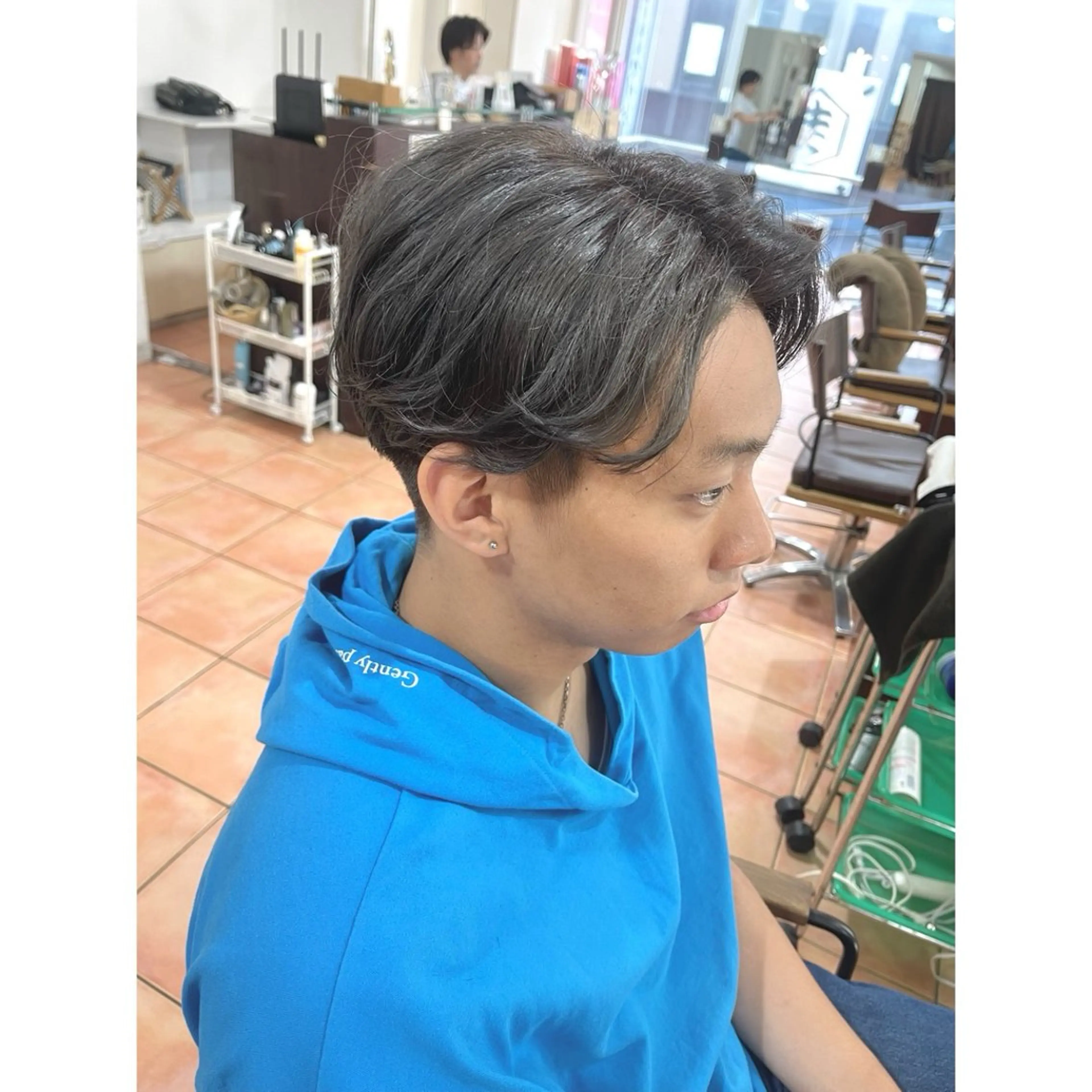 ショート カラー ヘアアレンジ メンズ ヘアカラー トリートメント 宮川 莉央のその他イメージ