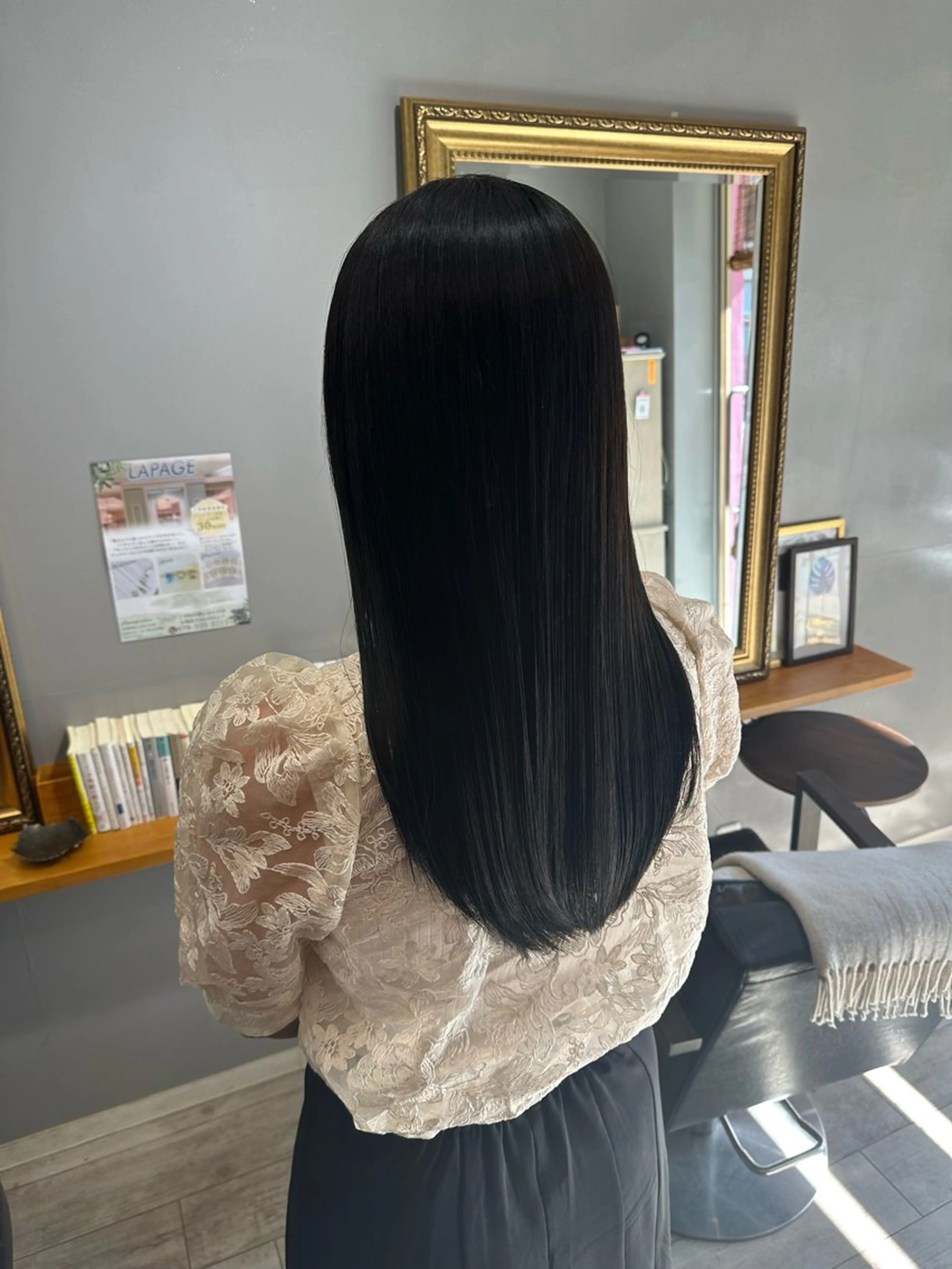 ロング 渡辺俊介 暗髪カラー /美髪矯正/髪質改善のヘアスタイル