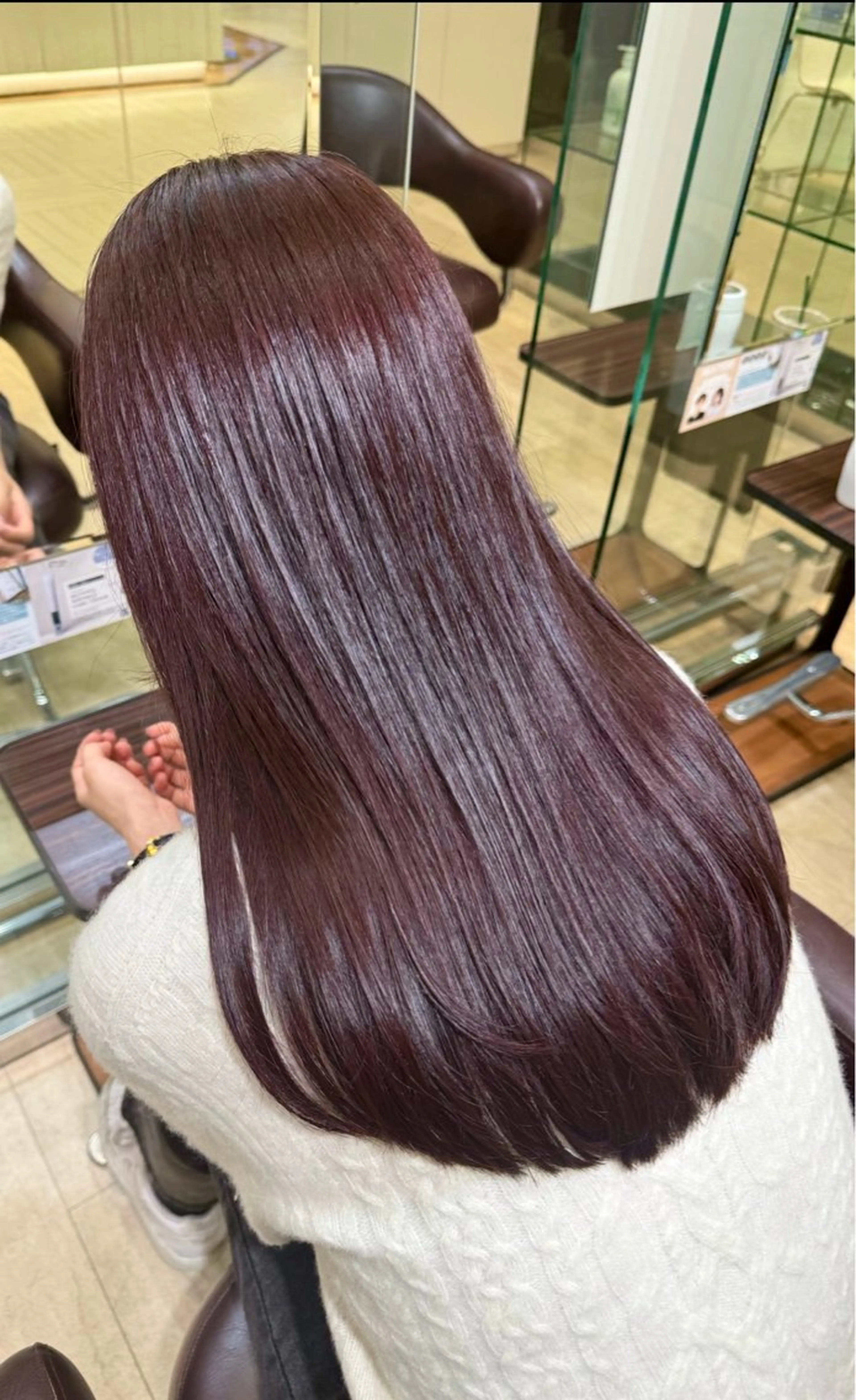 ロング カラー ヘアカラー トリートメント 透明感カラー/ハイト ーン/メイク/umiのヘアスタイル