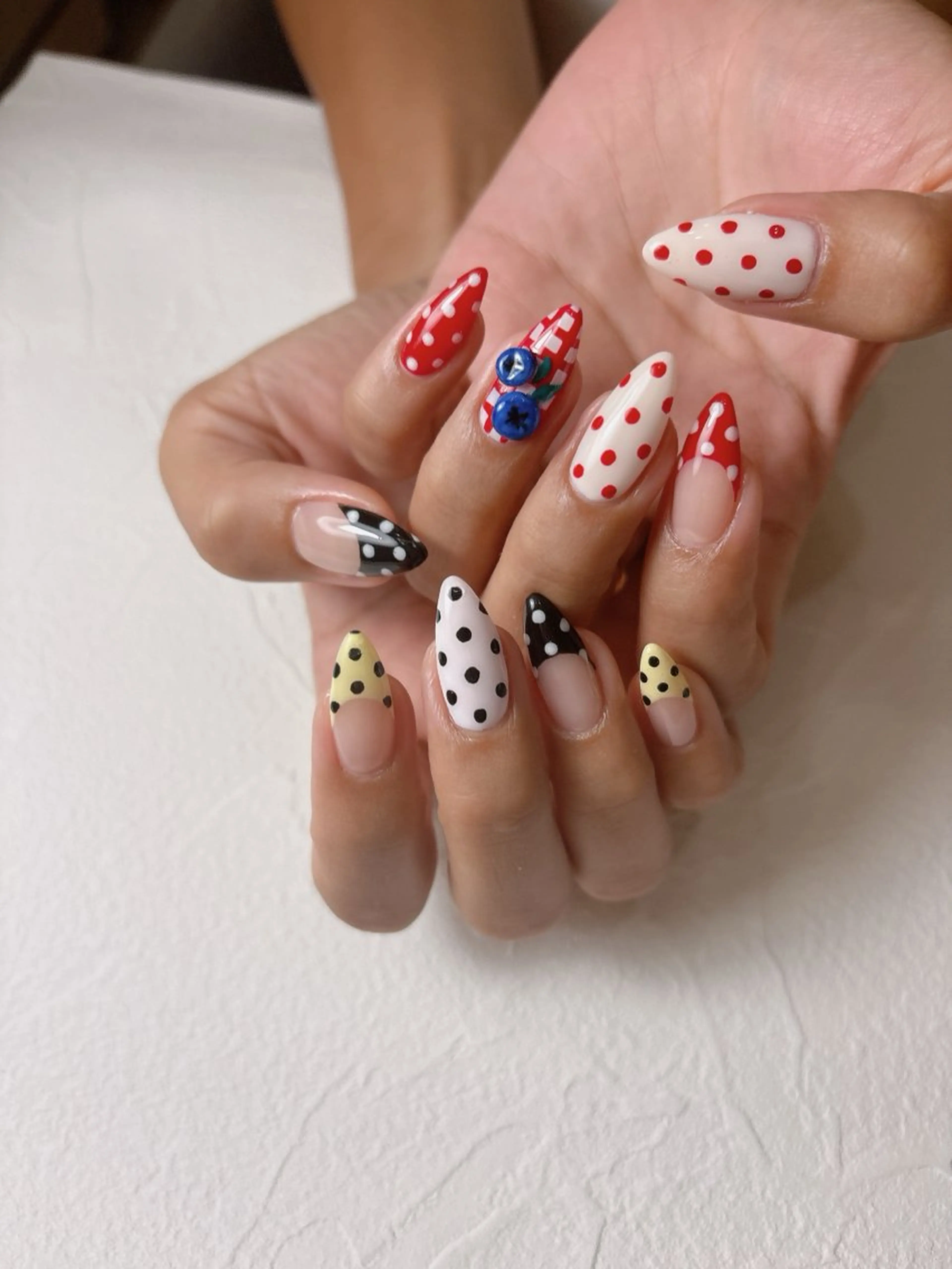 ネイル ハンドネイル Radia bykaonailsのネイルデザイン