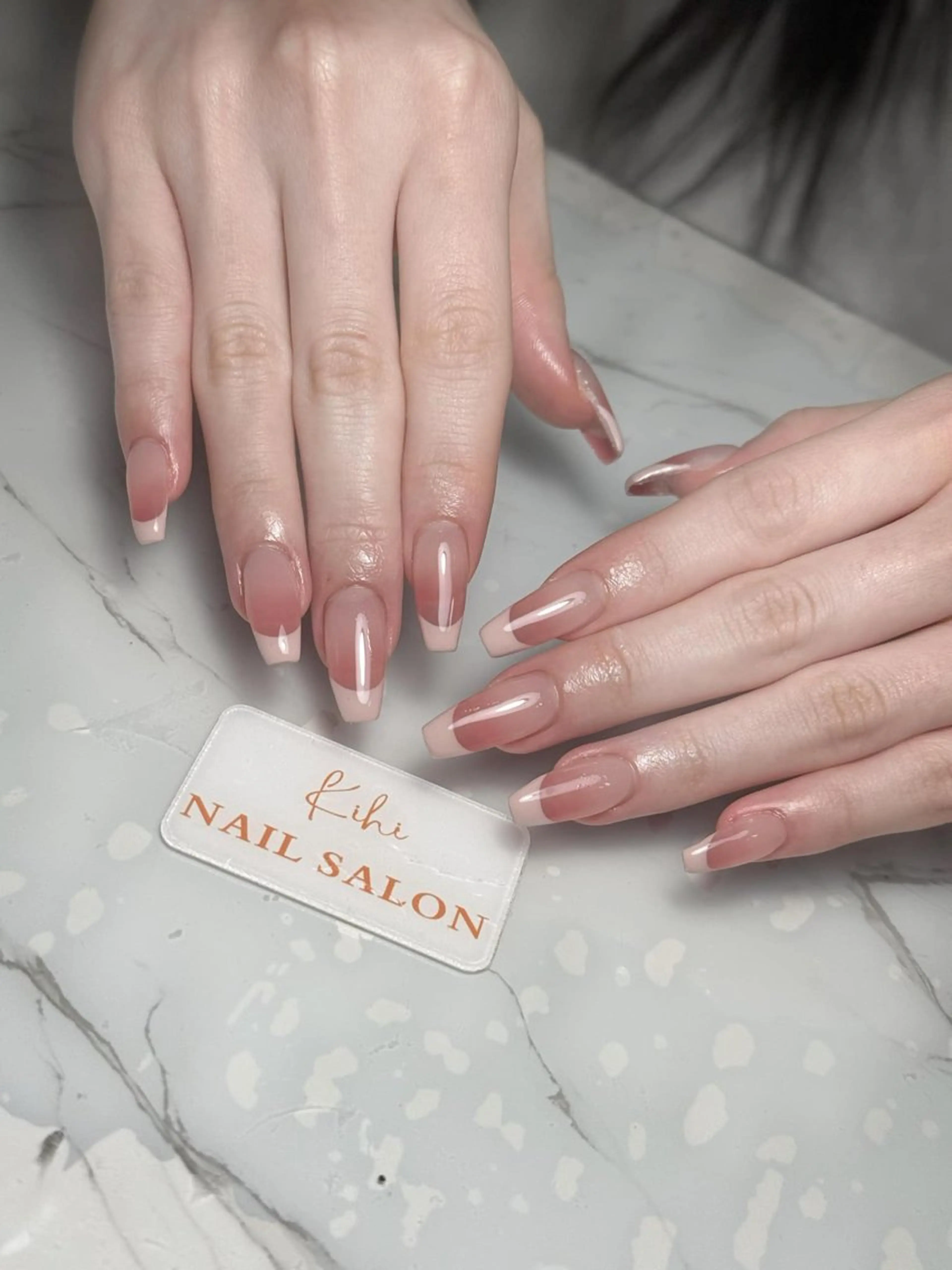 ネイル アートネイル フレンチネイル ジェルネイル グラデーション 韓国ネイル ハンドネイル 💕鈴木ユリ パラジェル/オフ無料のネイルデザイン