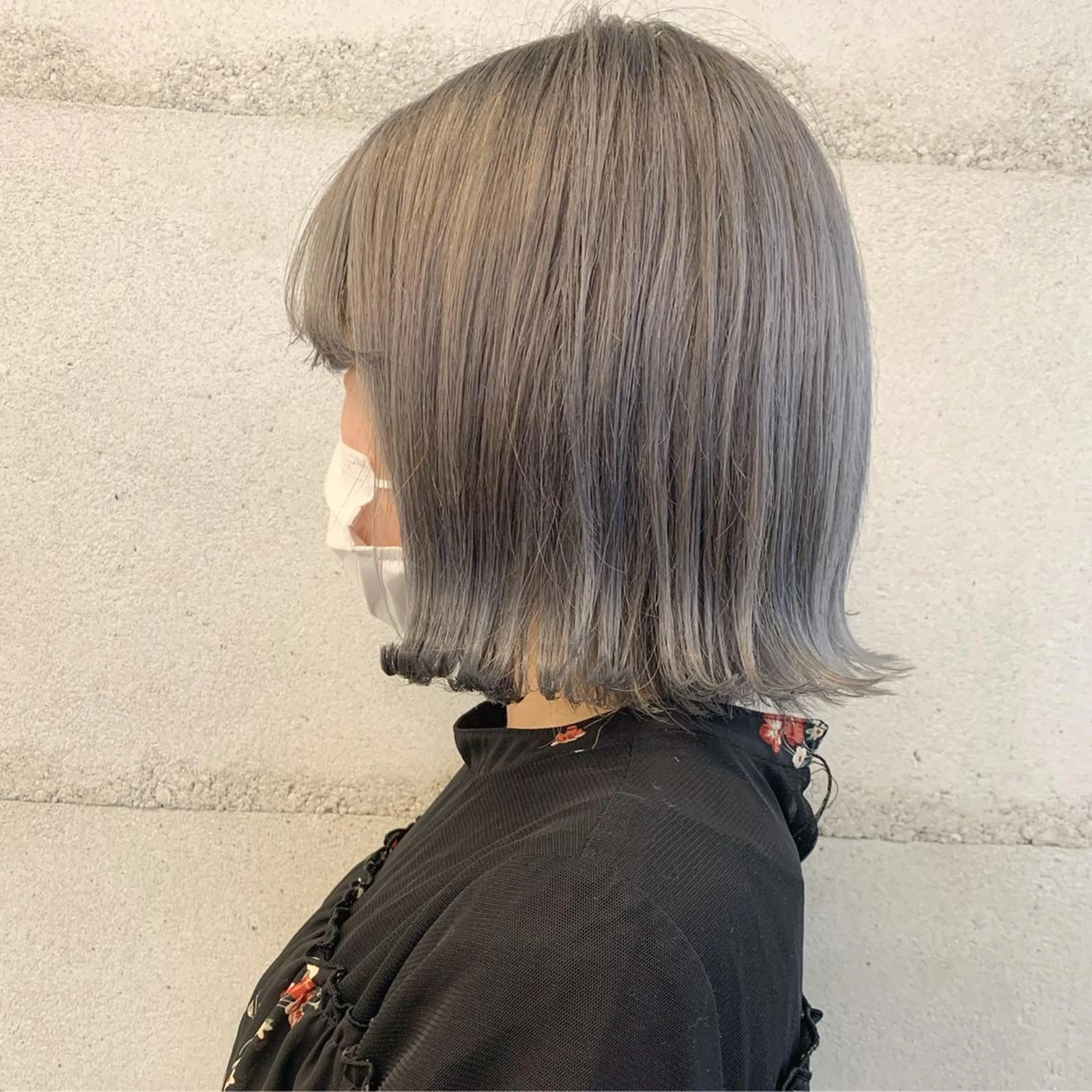 ミディアム カラー ミディアムパーマ ベージュカラー ブリーチ ケアブリーチ ダブルカラー 透明感/オリーブ/ グレージュ/YUKAのヘアスタイル