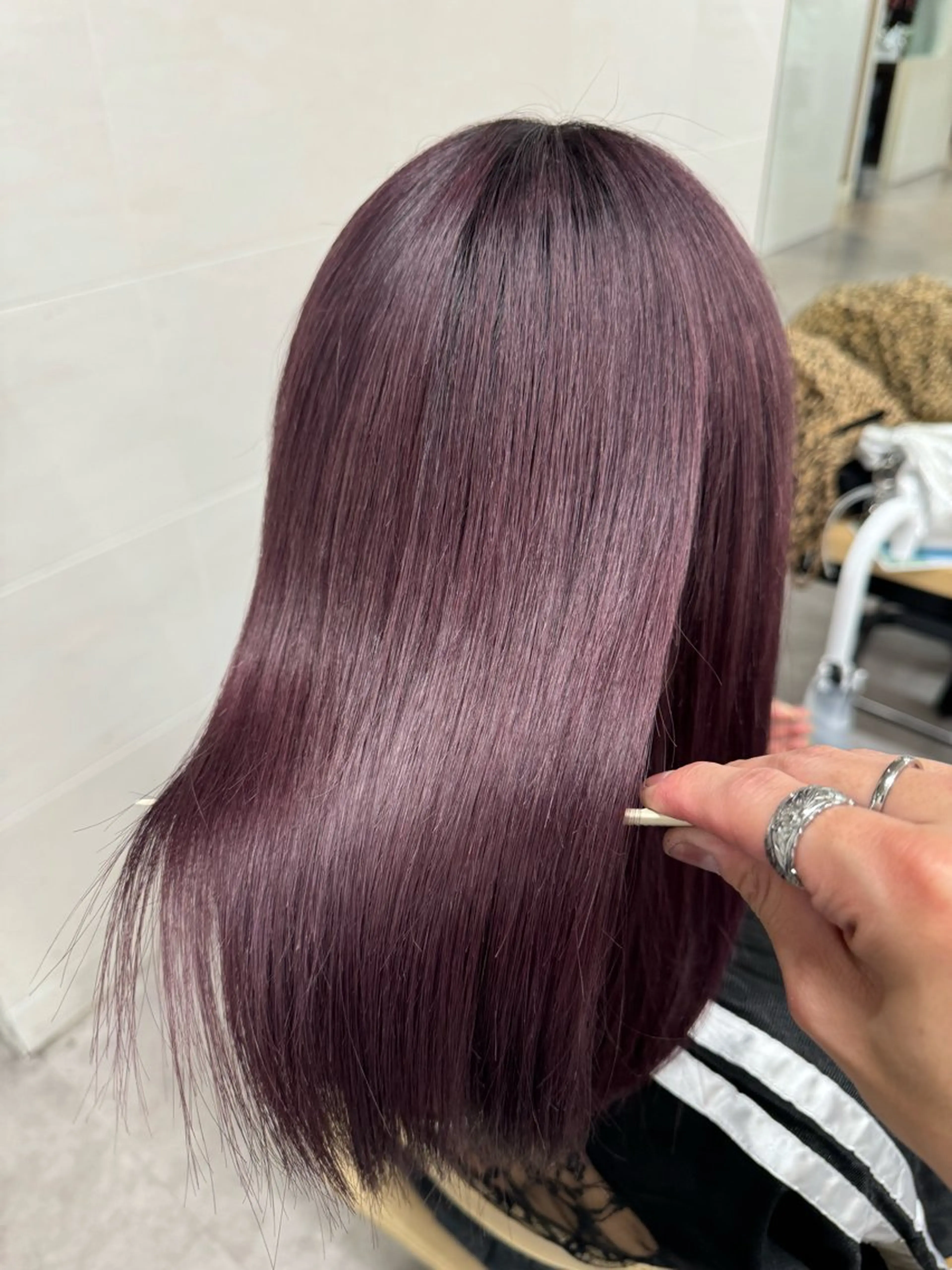 ミディアム レイヤーカット/ 艶カラー/山内一暉のヘアスタイル