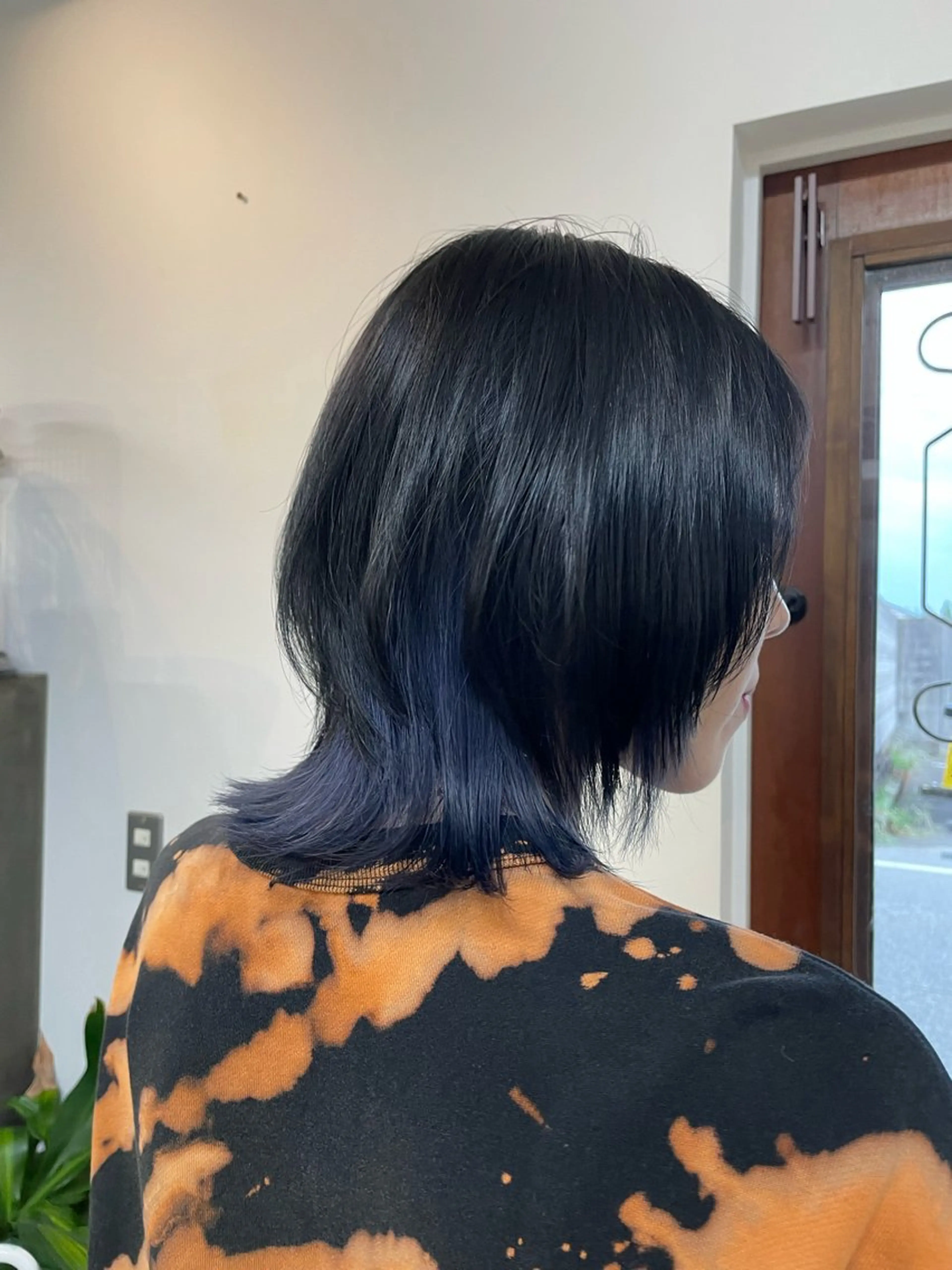 ショート ウルフカット ヘアカラー トリートメント 宮本 祥生のヘアスタイル