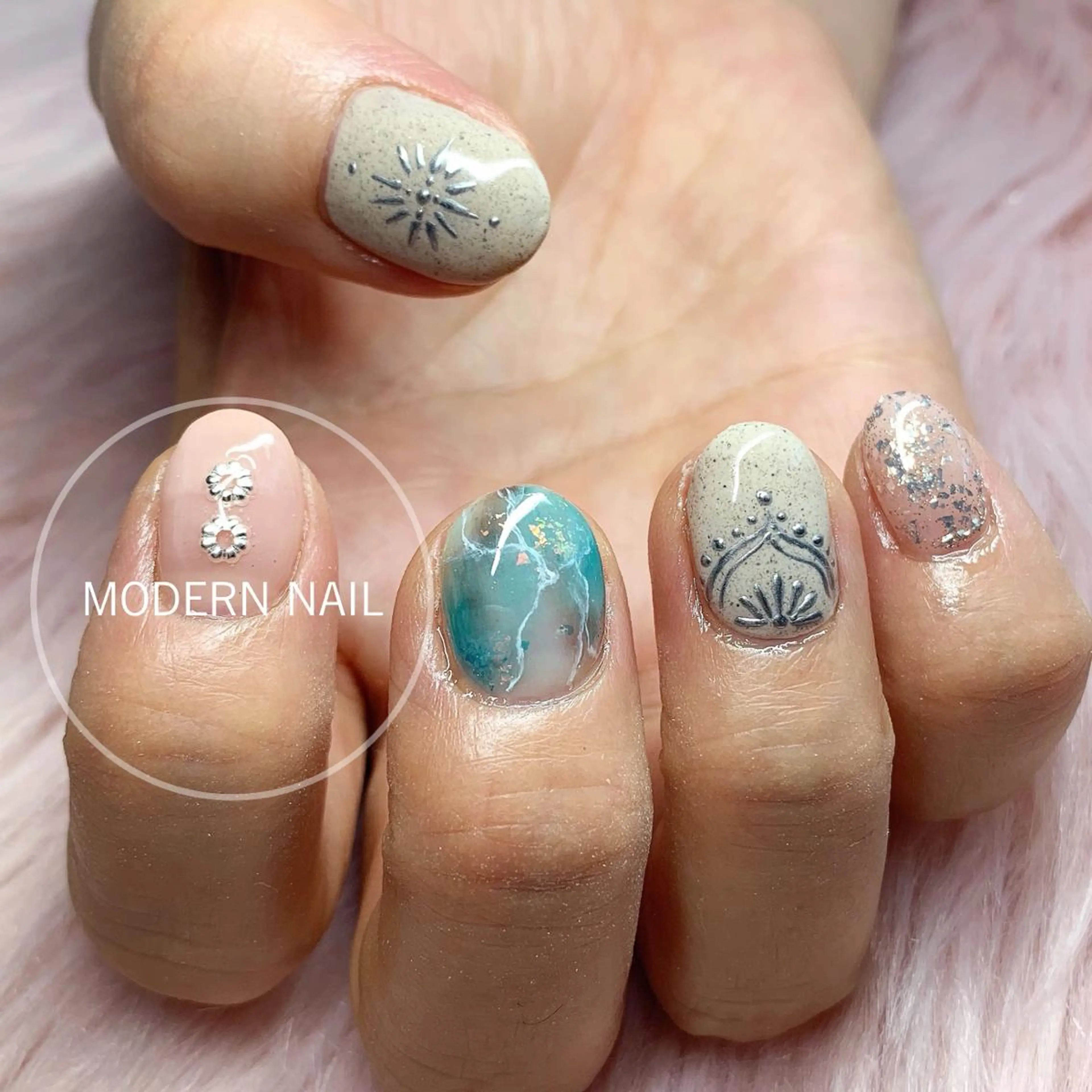 ネイル アートネイル 持ち込み 小川 玲奈のネイルデザイン