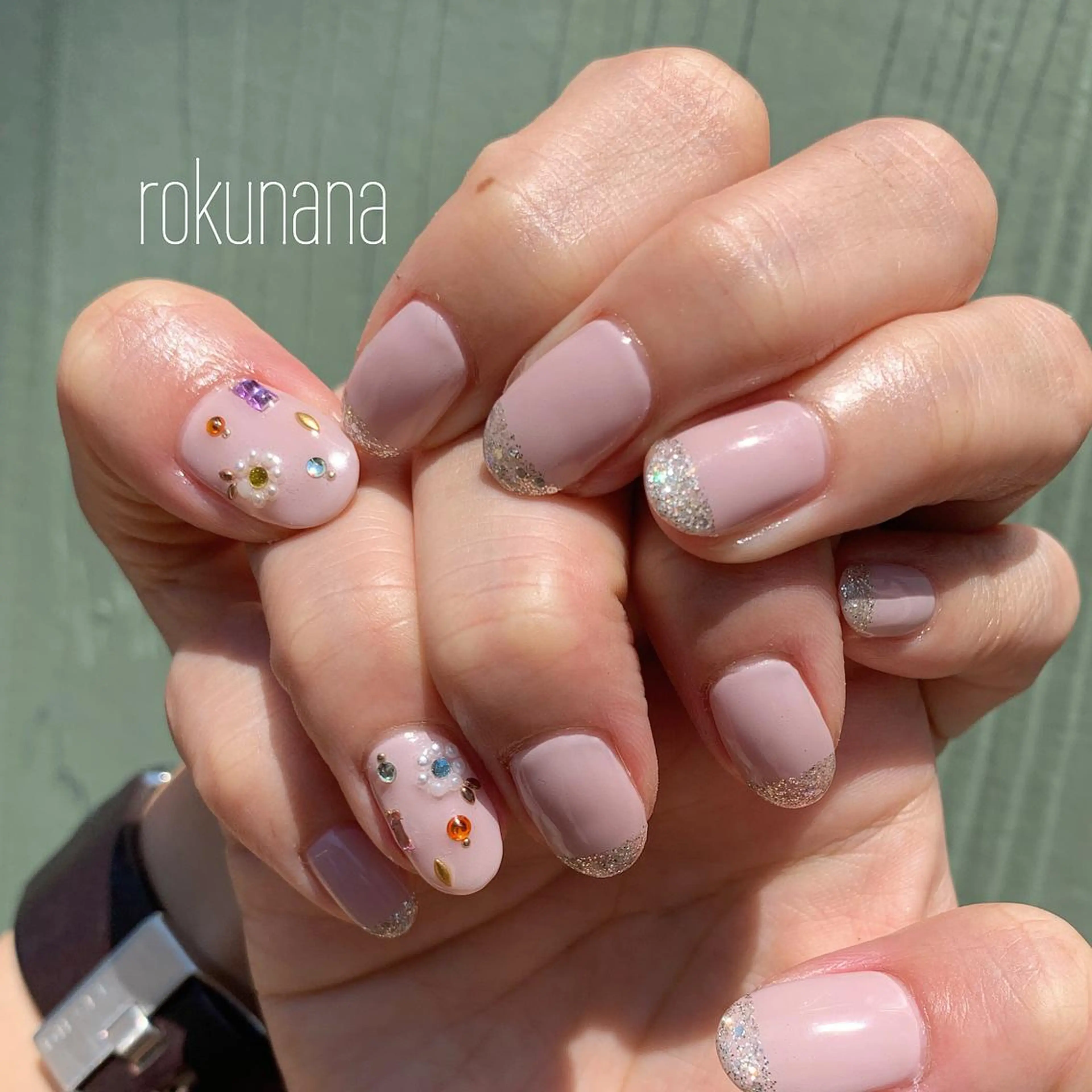 ネイル rokunana 佐野のネイルデザイン