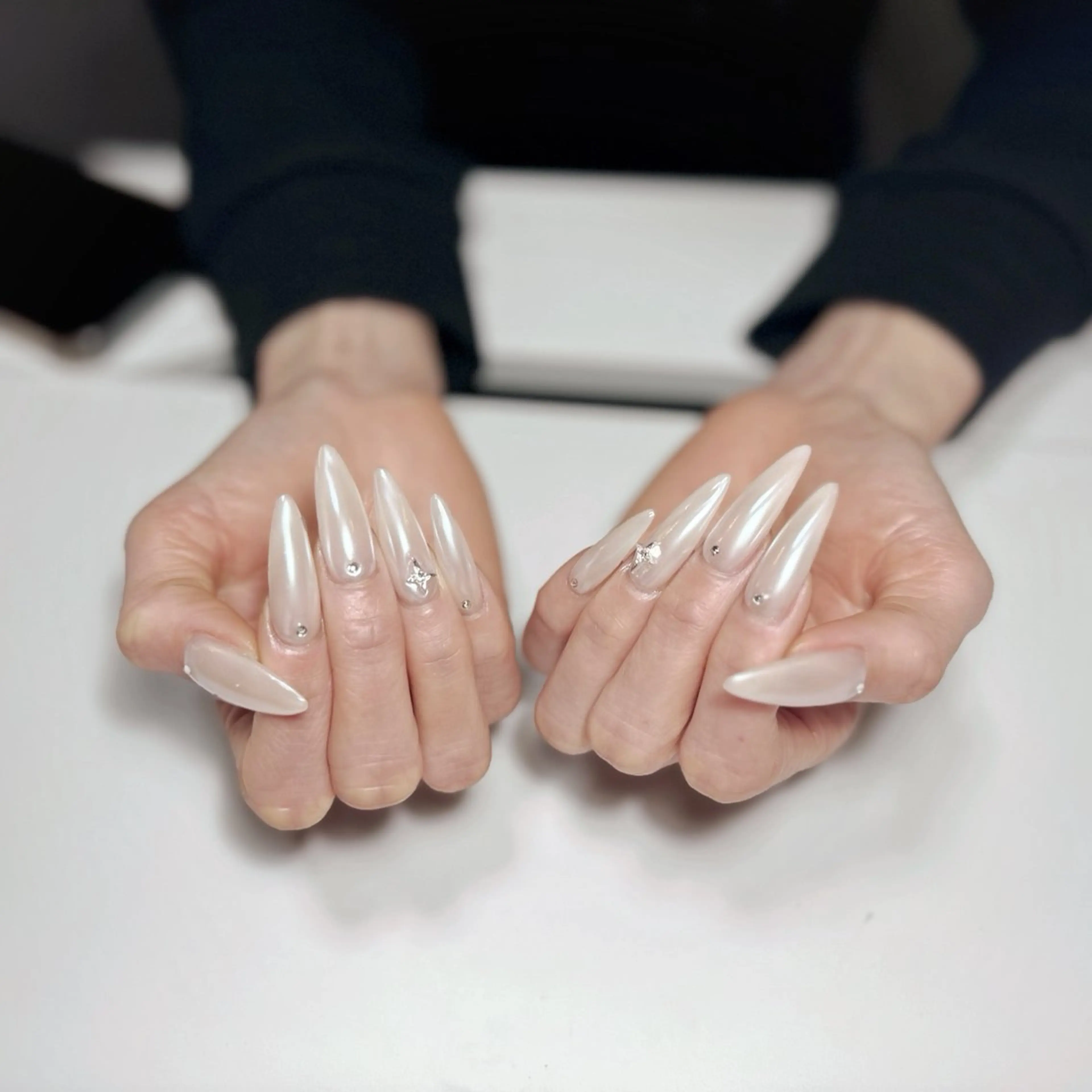 ネイル ミラーネイル ブライダルネイル Nichi Nailsのネイルデザイン