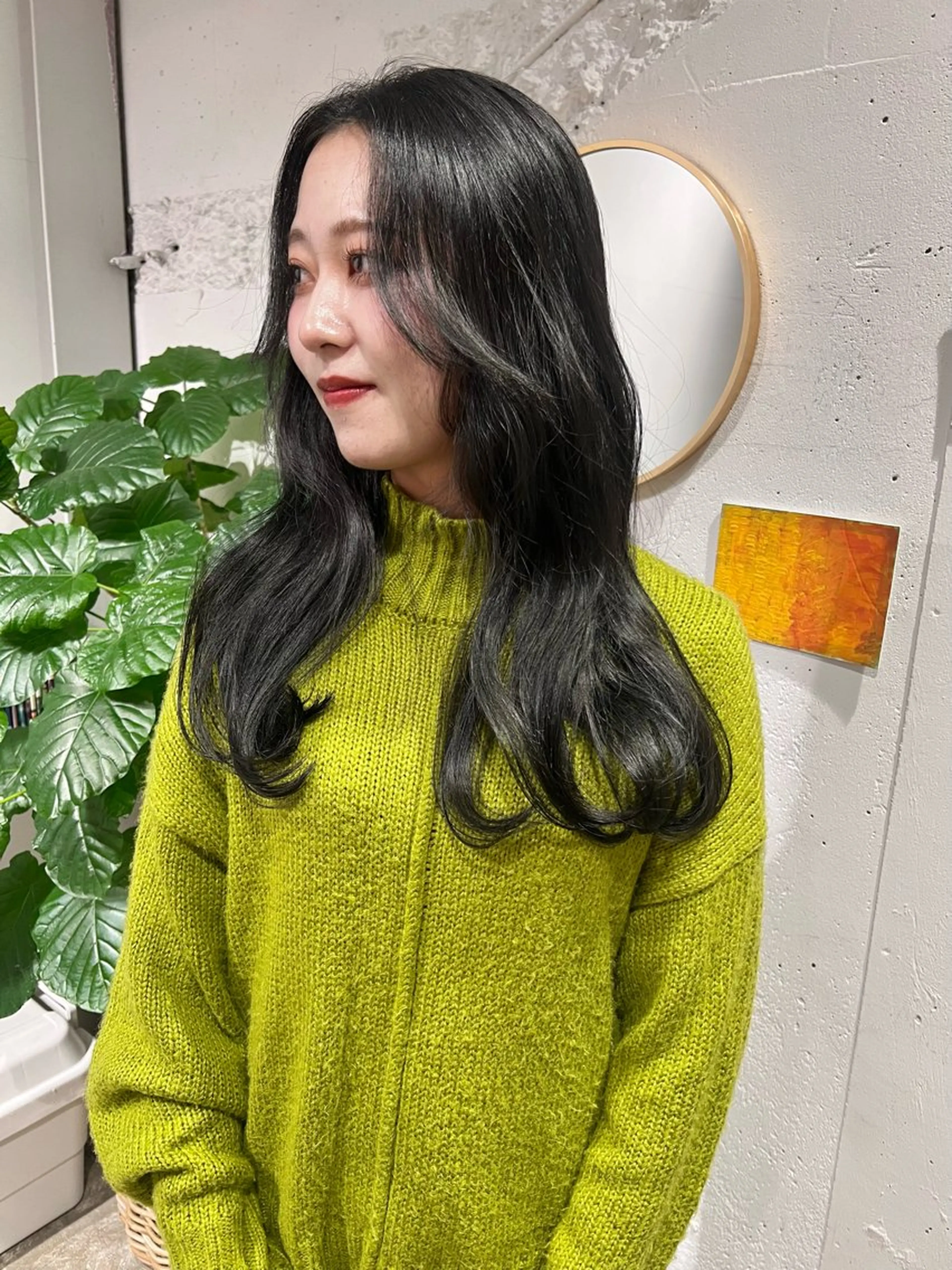 ロング カット ヘアカラー 石井 菜々のヘアスタイル