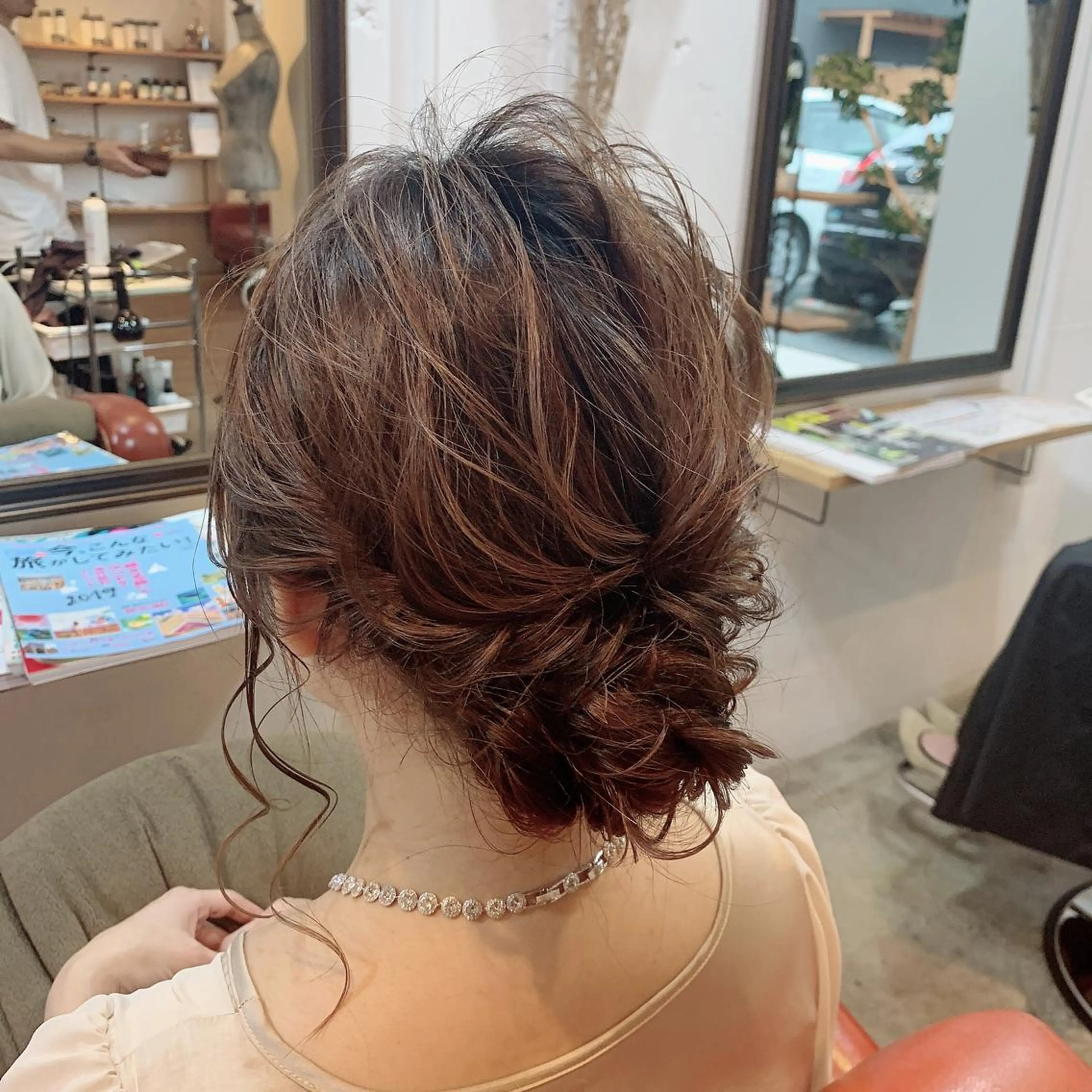 セミロング ヘアアレンジ 博多|Sakurai Ayumiのヘアスタイル