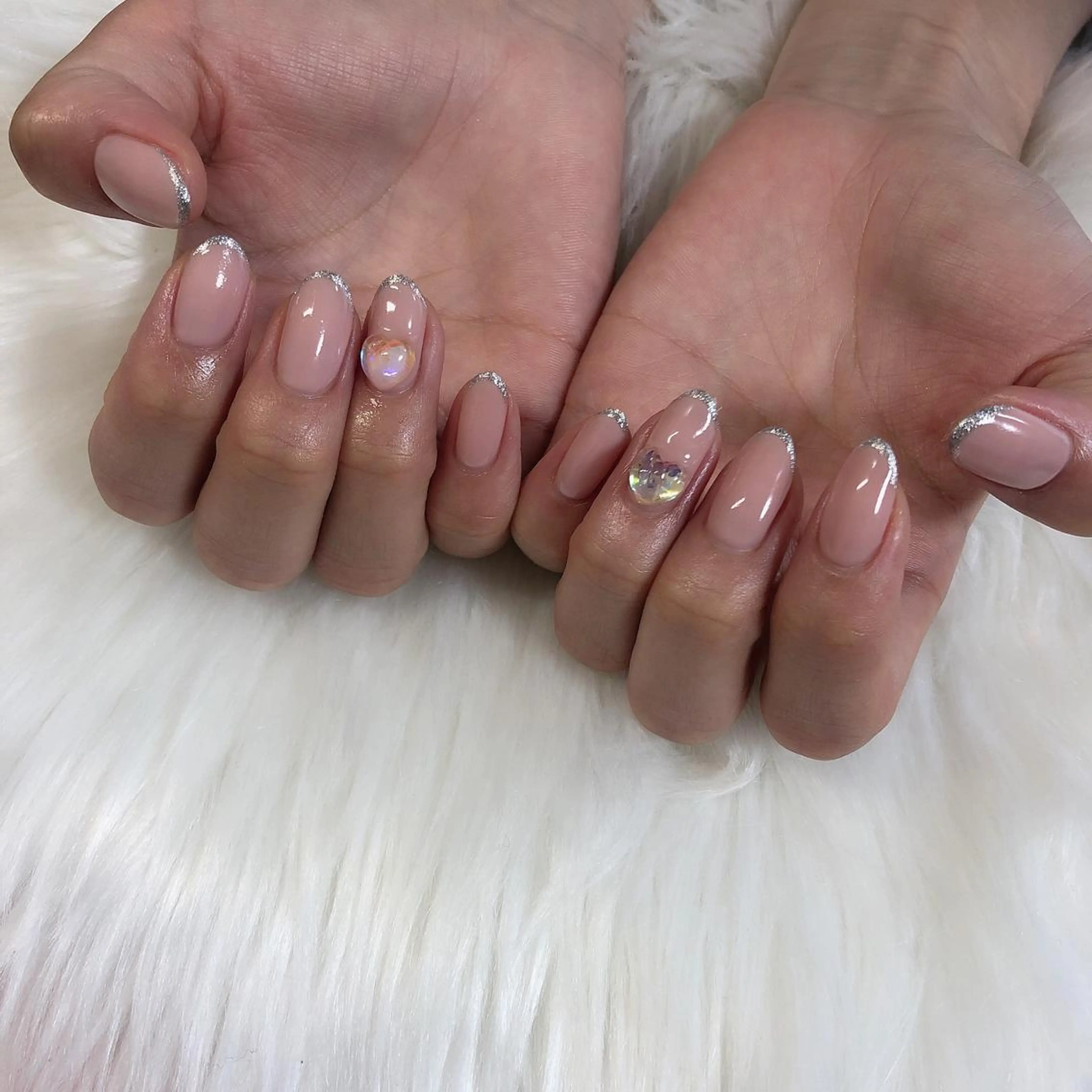 ネイル ハンドネイル 西岡 杏のネイルデザイン