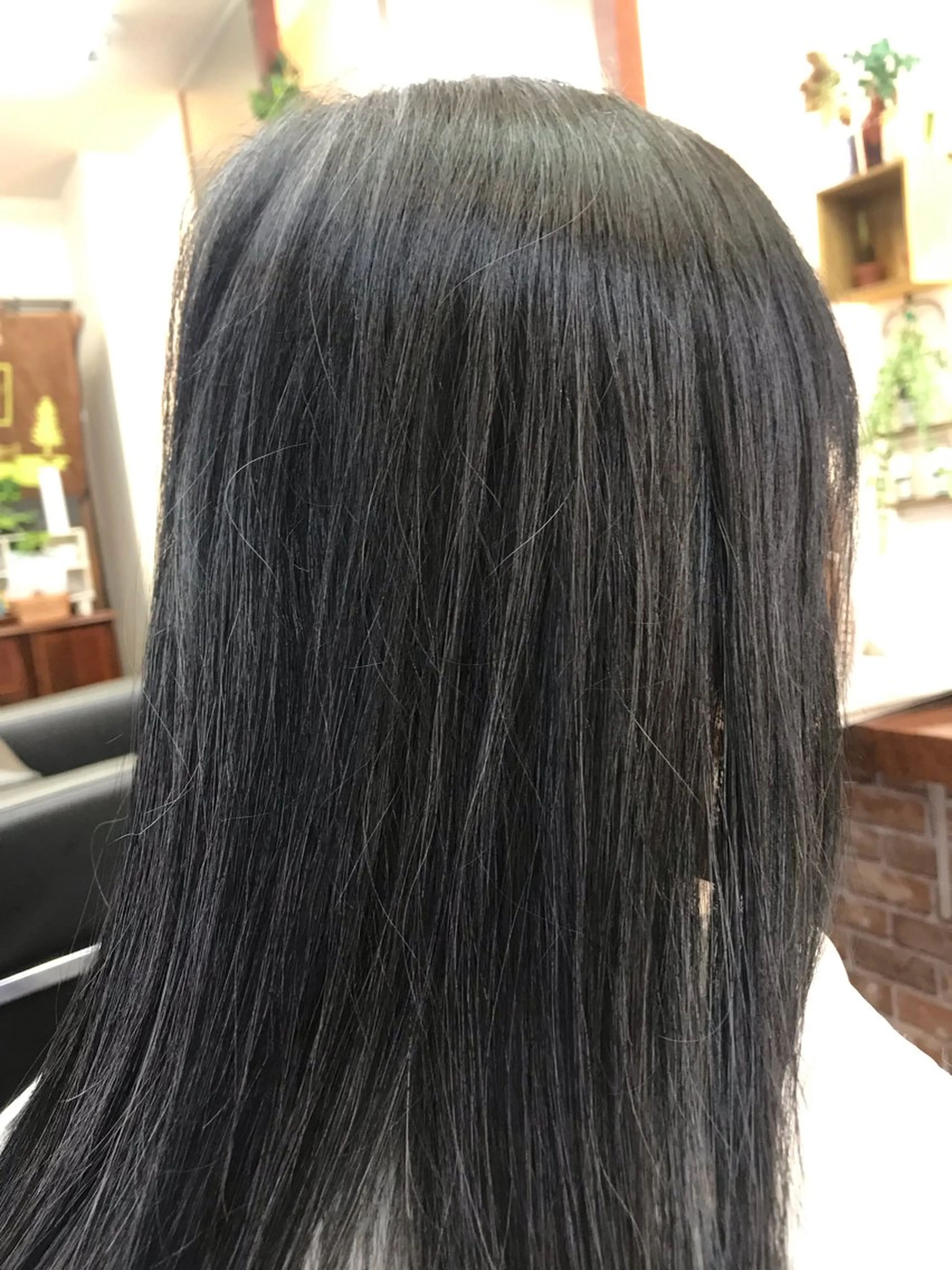 セミロング カラー 桧山 真のヘアスタイル
