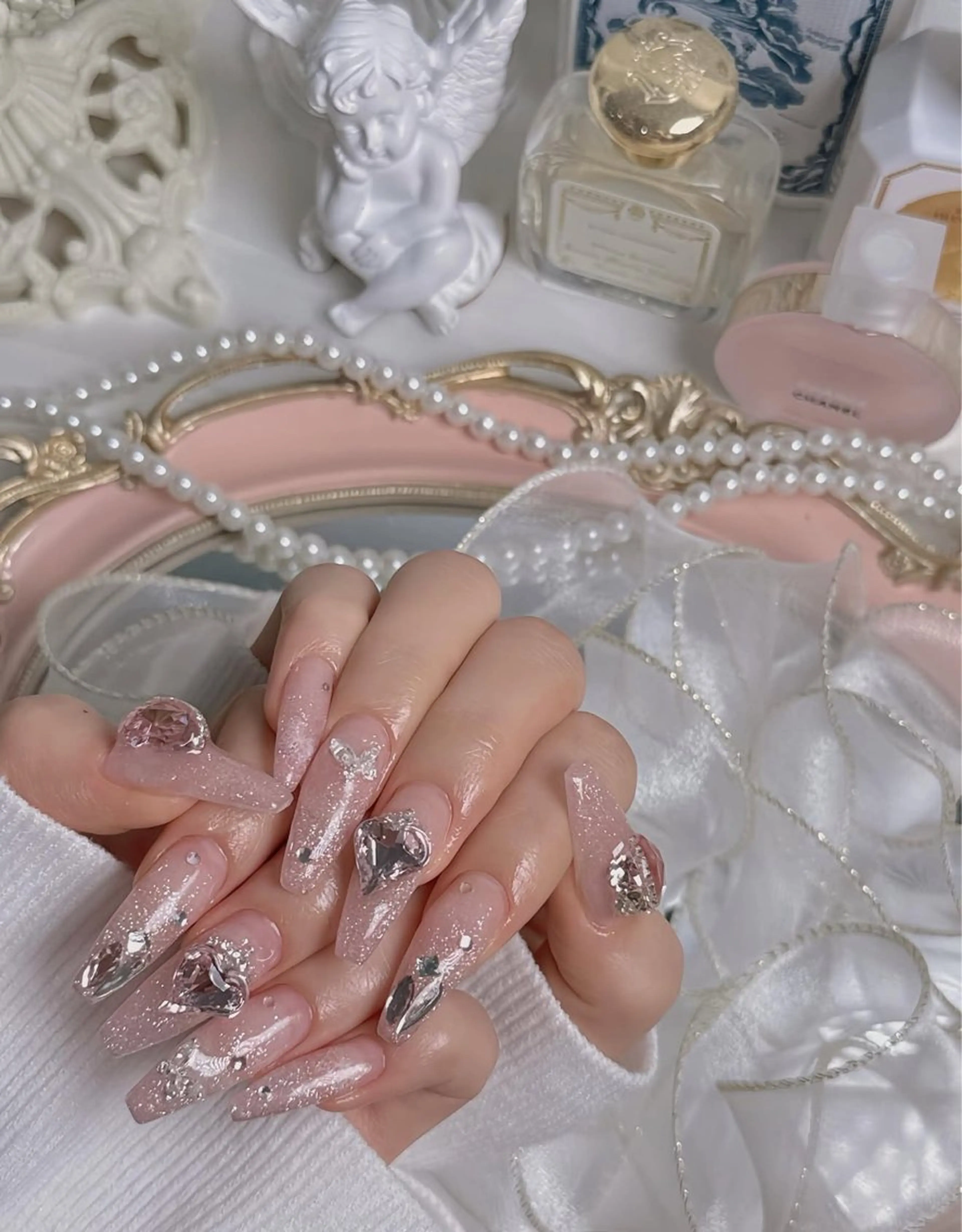 ネイル アニマル柄 オーロラネイル チークネイル フラッシュネイル ジェルネイル ハンドネイル Lyna 池袋のネイルデザイン