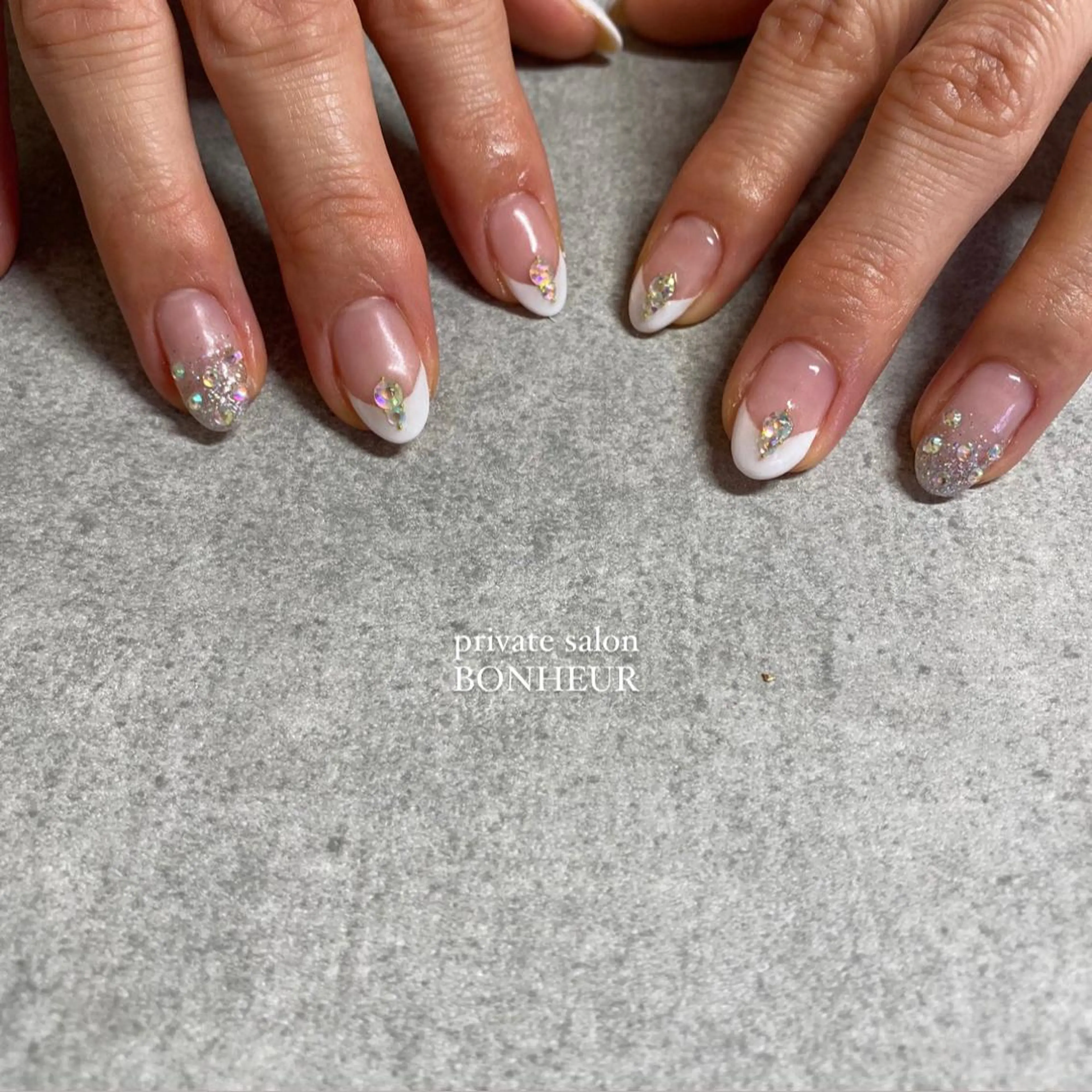 ネイル ハンドネイル BONHEUR Annaのネイルデザイン