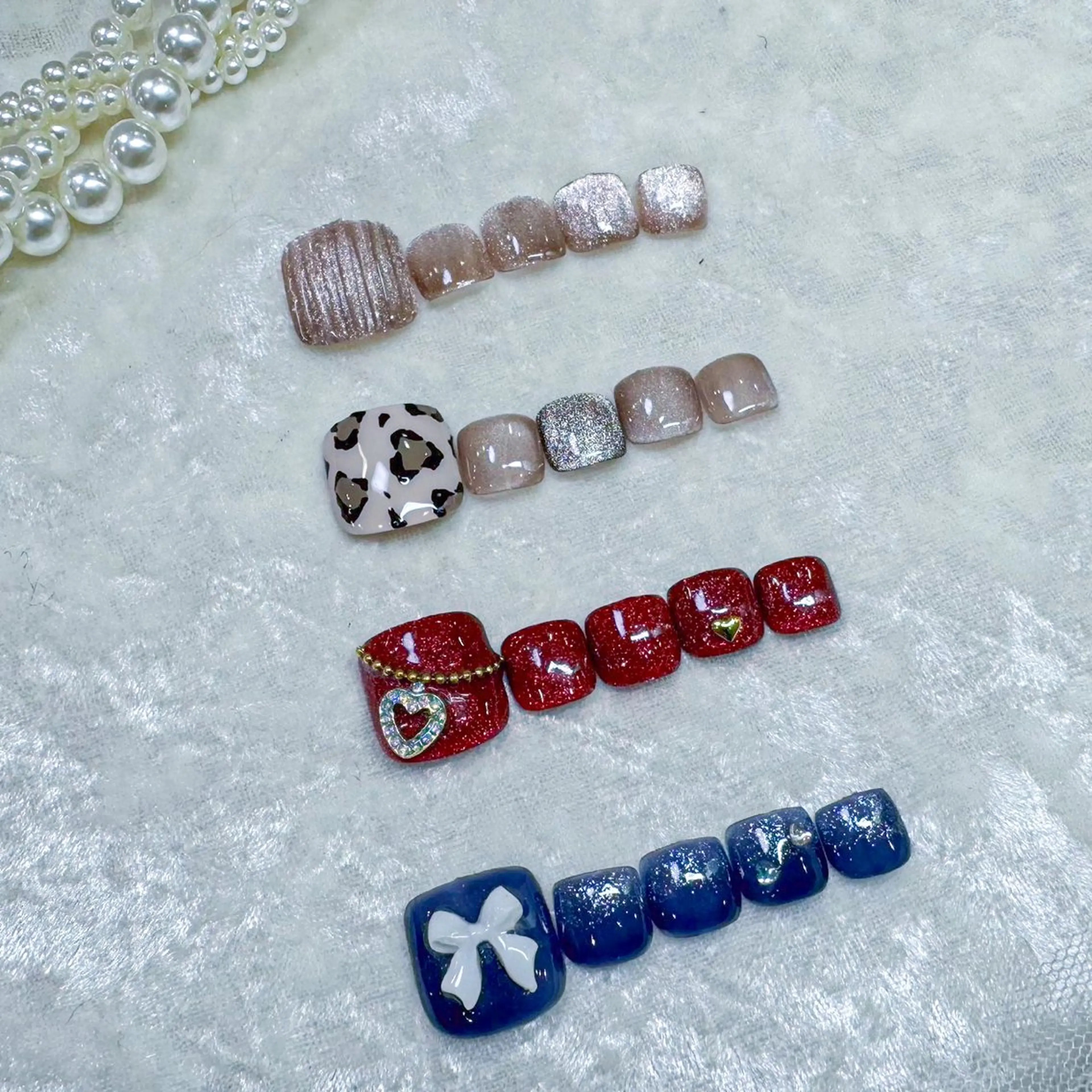 ネイル アートネイル 長さ出し フットネイル 韓国ネイル マグネットネイル Minami 🍓のネイルデザイン