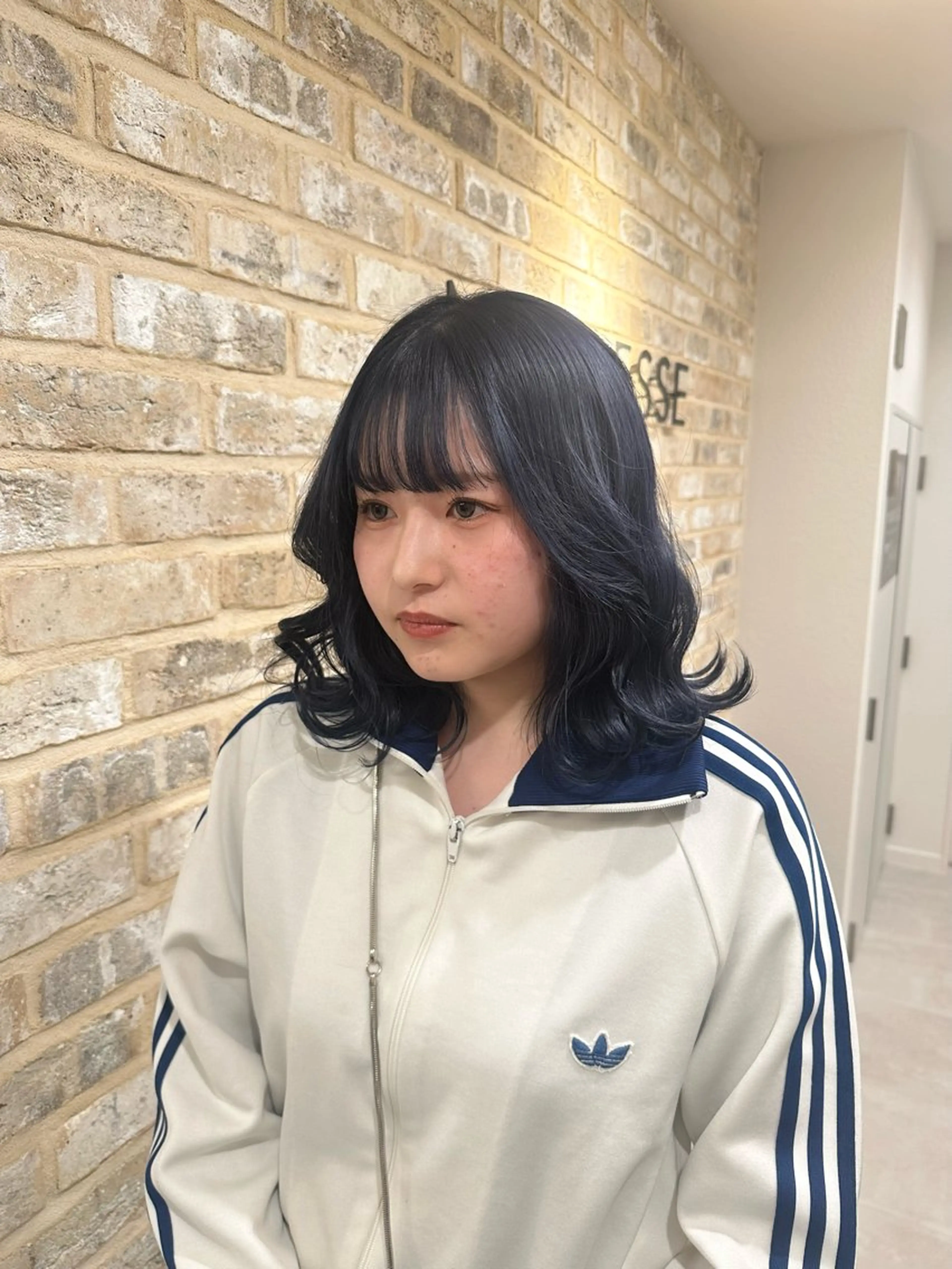 カラー ブルーカラー ネイビーカラー sau.所属・kano🌈 ボブ/レイヤーのヘアスタイル