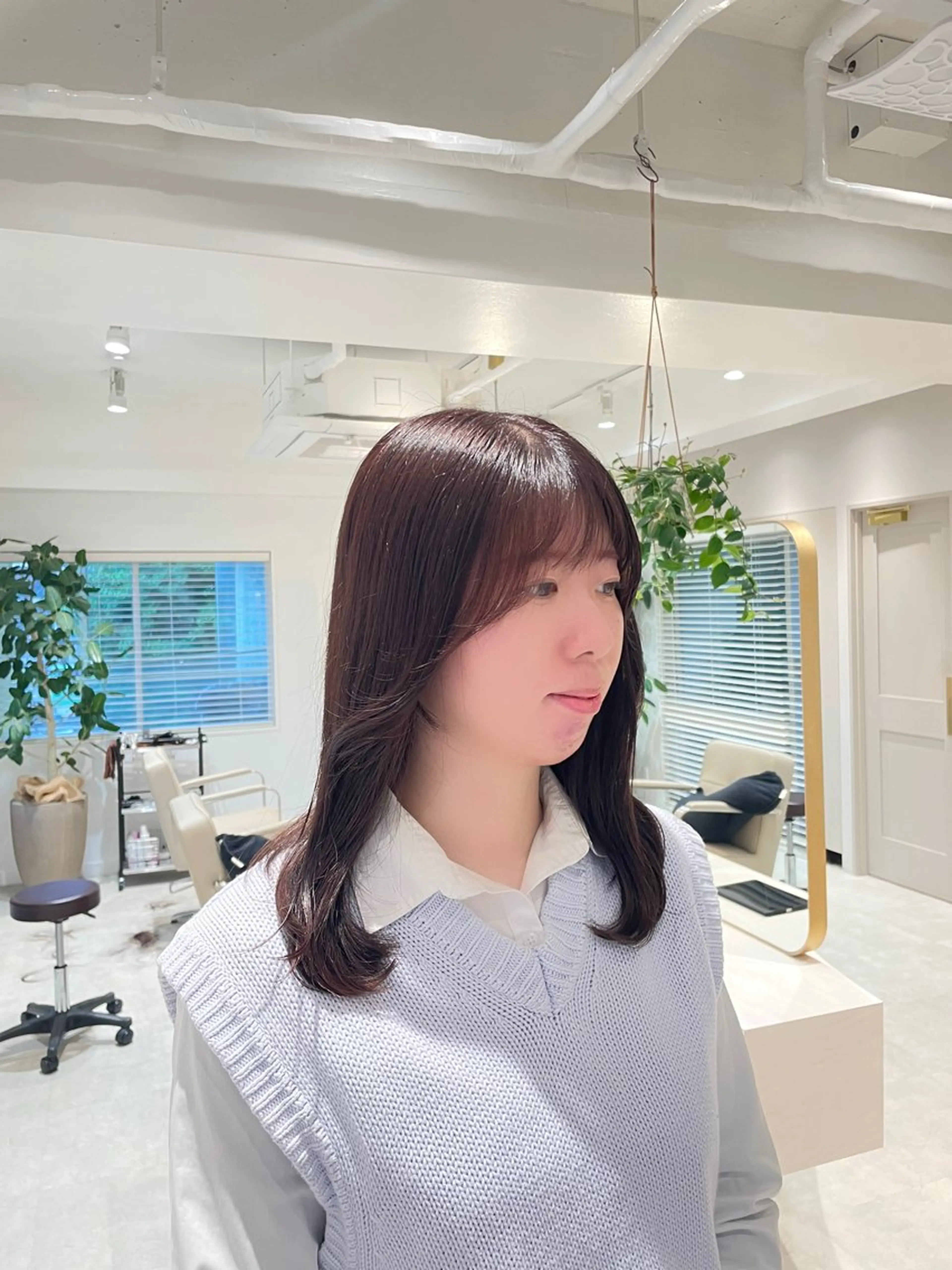ロング アッシュ 顔周りカット BRIGHT所属・🤍恵比寿/透明感/ 小顔カット🤍アズサのヘアスタイル