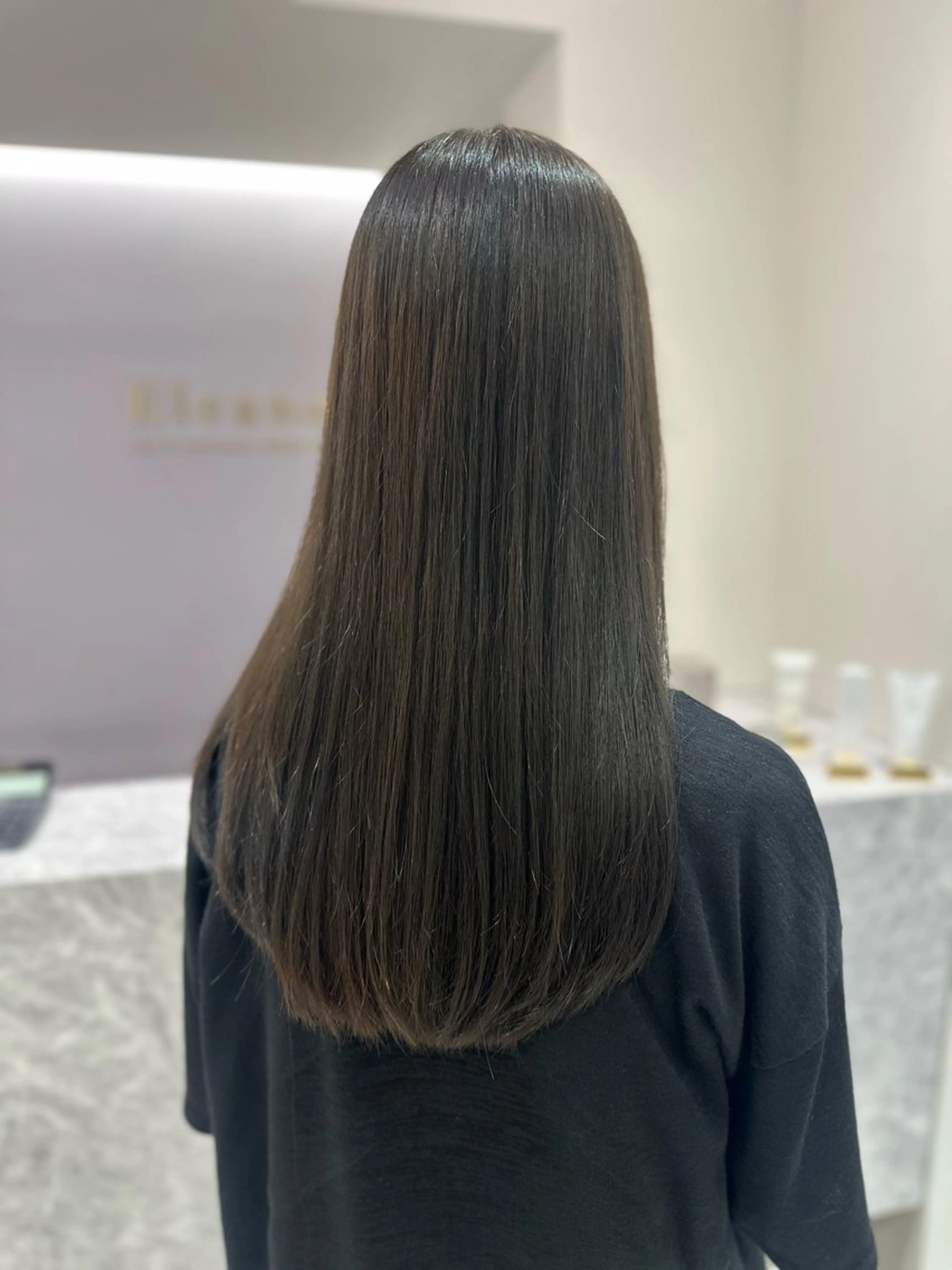 ロング カラー カット ヘアカラー トリートメント 韓国レイヤー✨ yasuko銀座のヘアスタイル