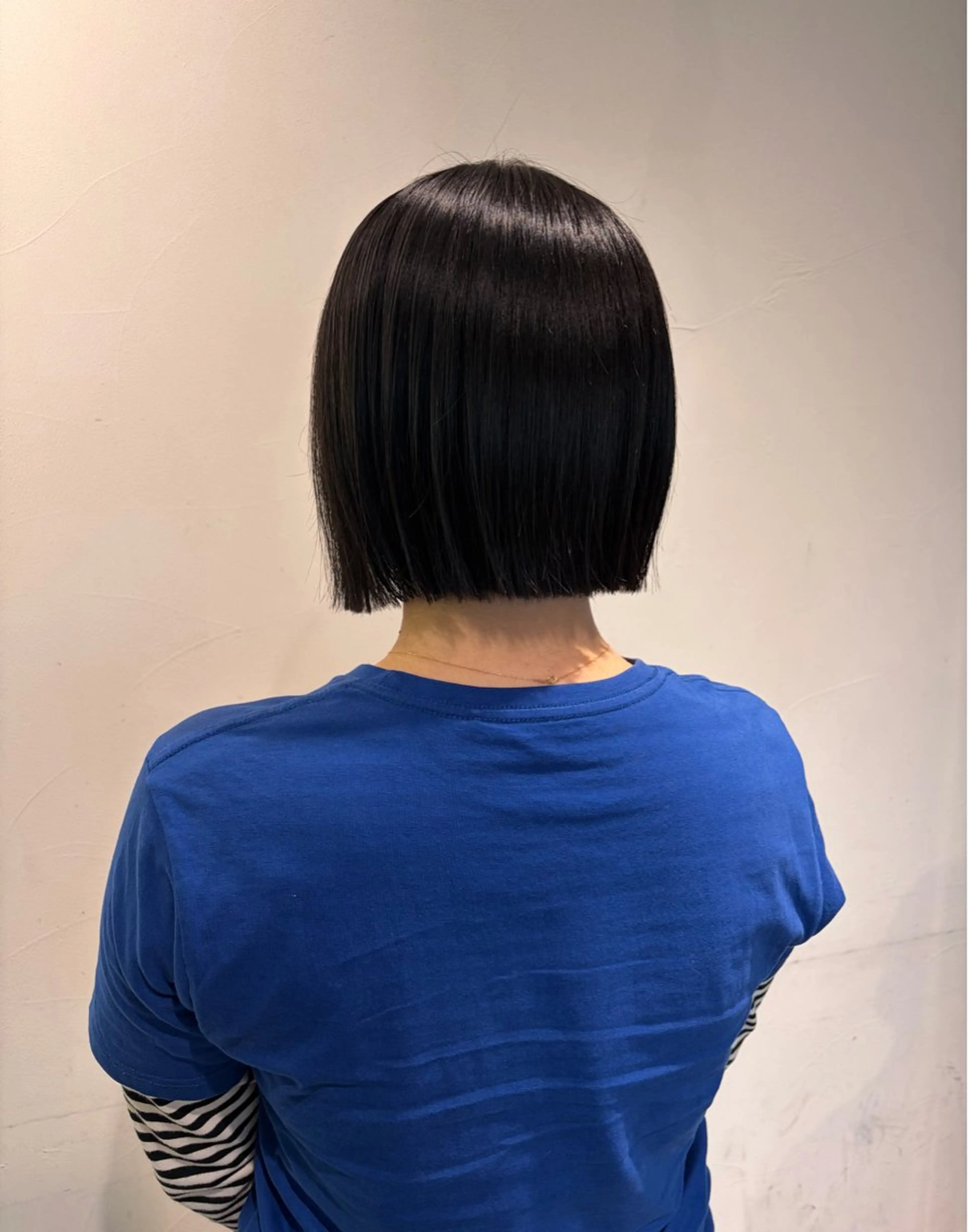 ショート ボブ カット ヘアカラー 深みモテカラー˚✧ YUKAのヘアスタイル