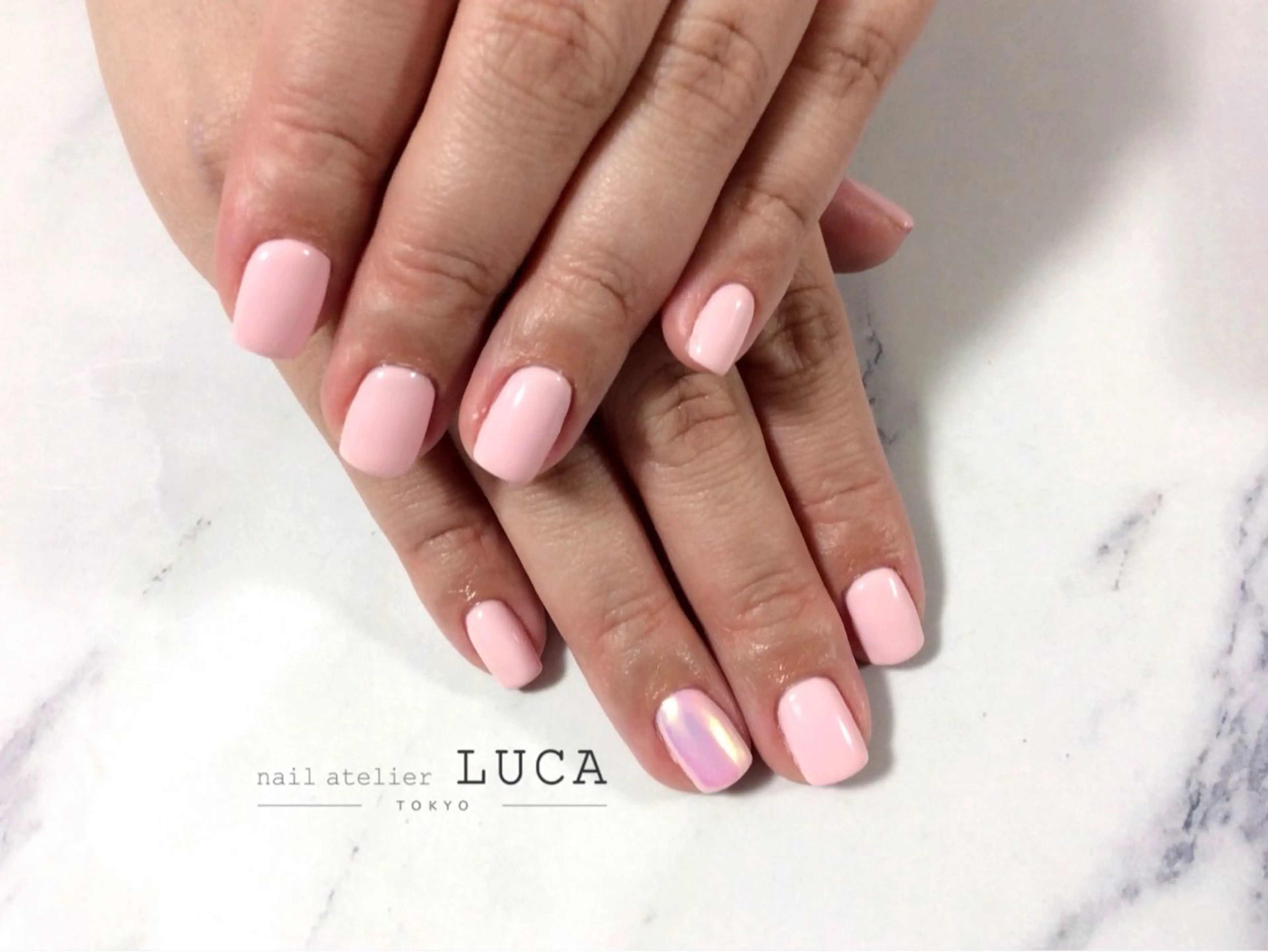 ネイル オーロラネイル マットネイル ワンカラーネイル パステルネイル ピンク ネイルアトリエルカ 米原のネイルデザイン