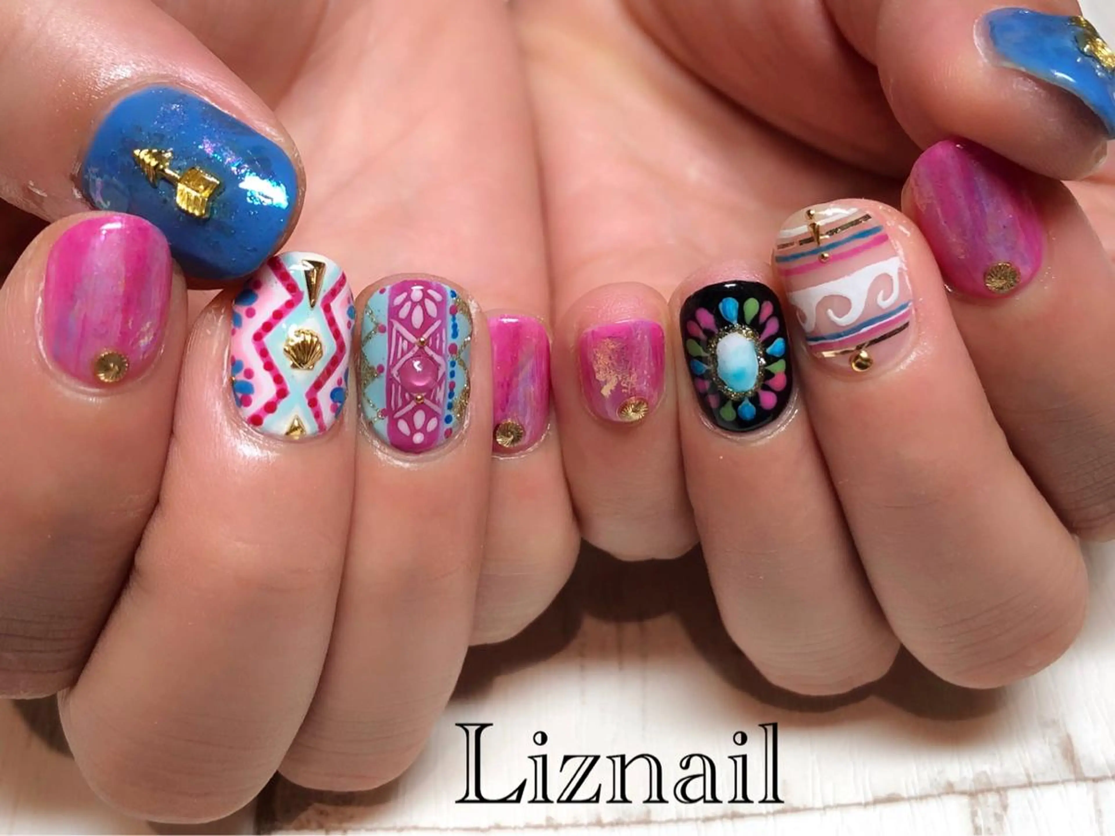 ネイル Rawr / saoriのネイルデザイン