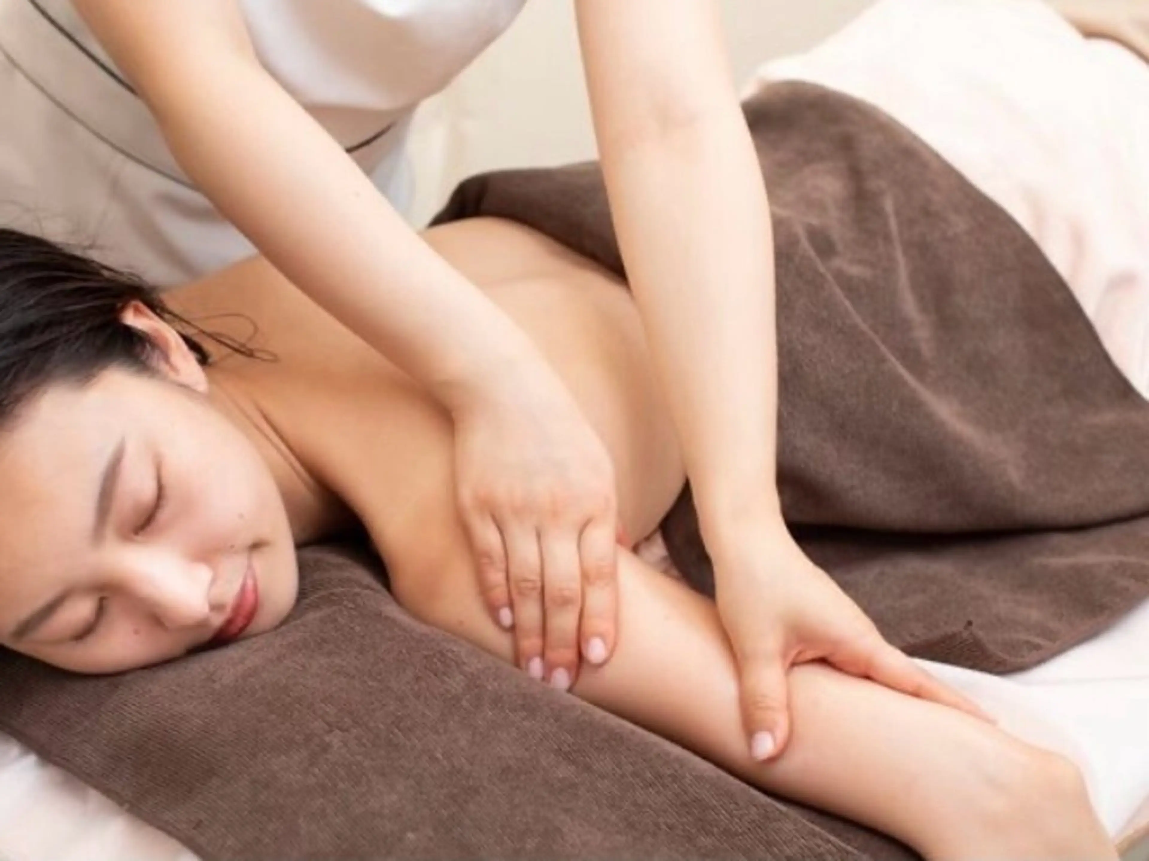 脱毛×アイラッシュCeriseLaLa所属・まつげ＆アイブロウ スリーズララ🍒のマツエク・マツパデザイン