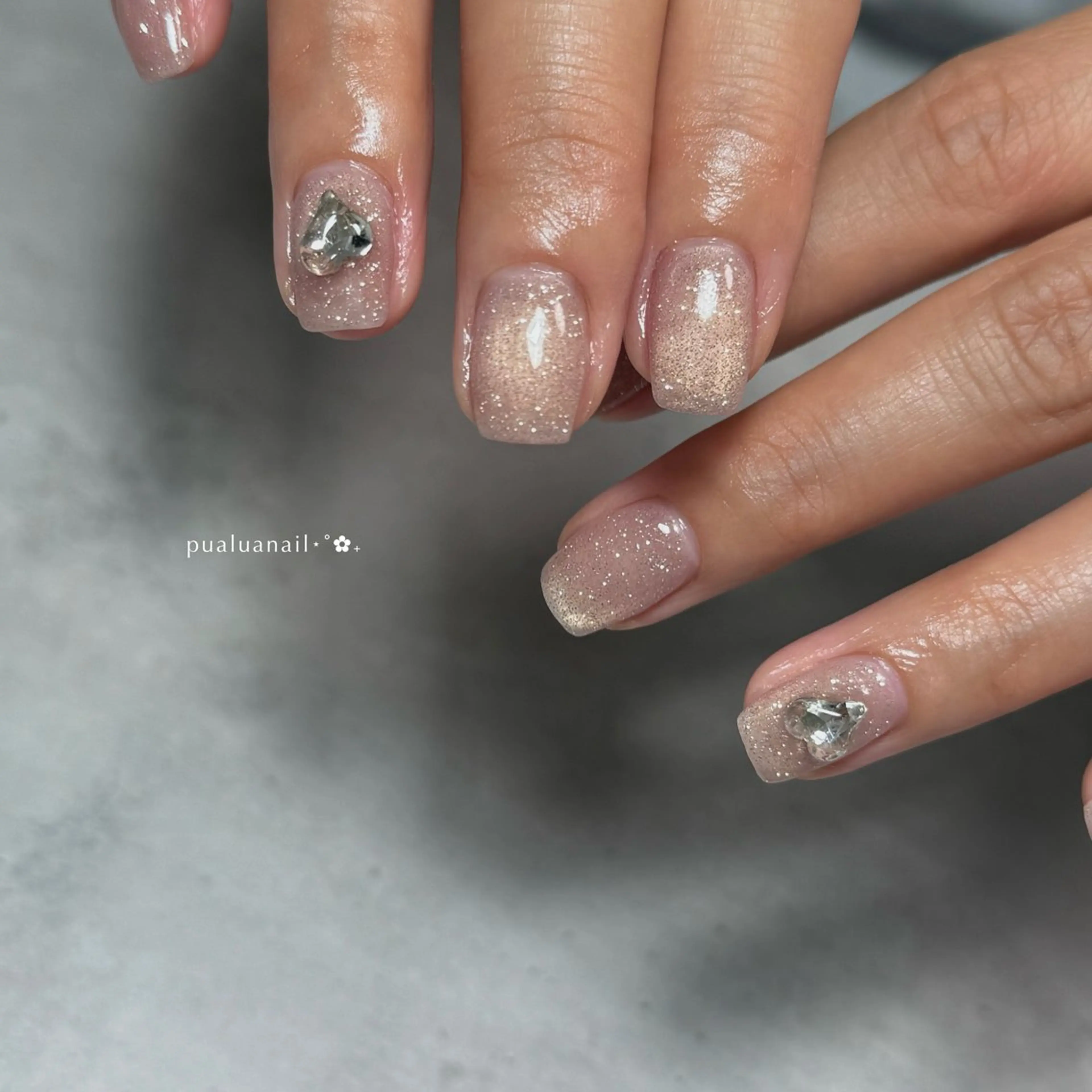 ネイル ハンドネイル pualua miharuのネイルデザイン