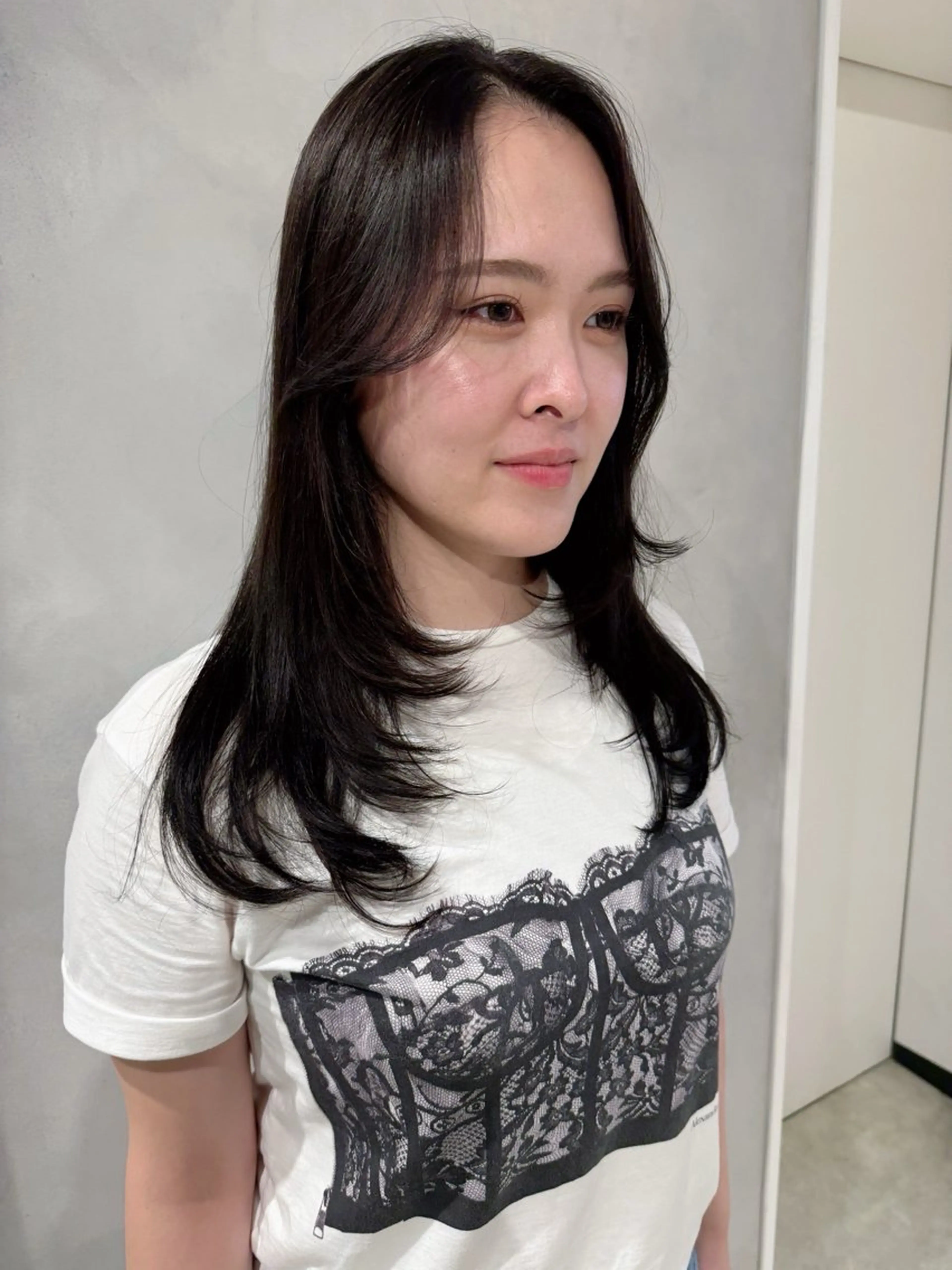 セミロング カット ヘアカラー 渋谷レイヤーカット/ 暖色艶カラー🩵高橋のヘアスタイル