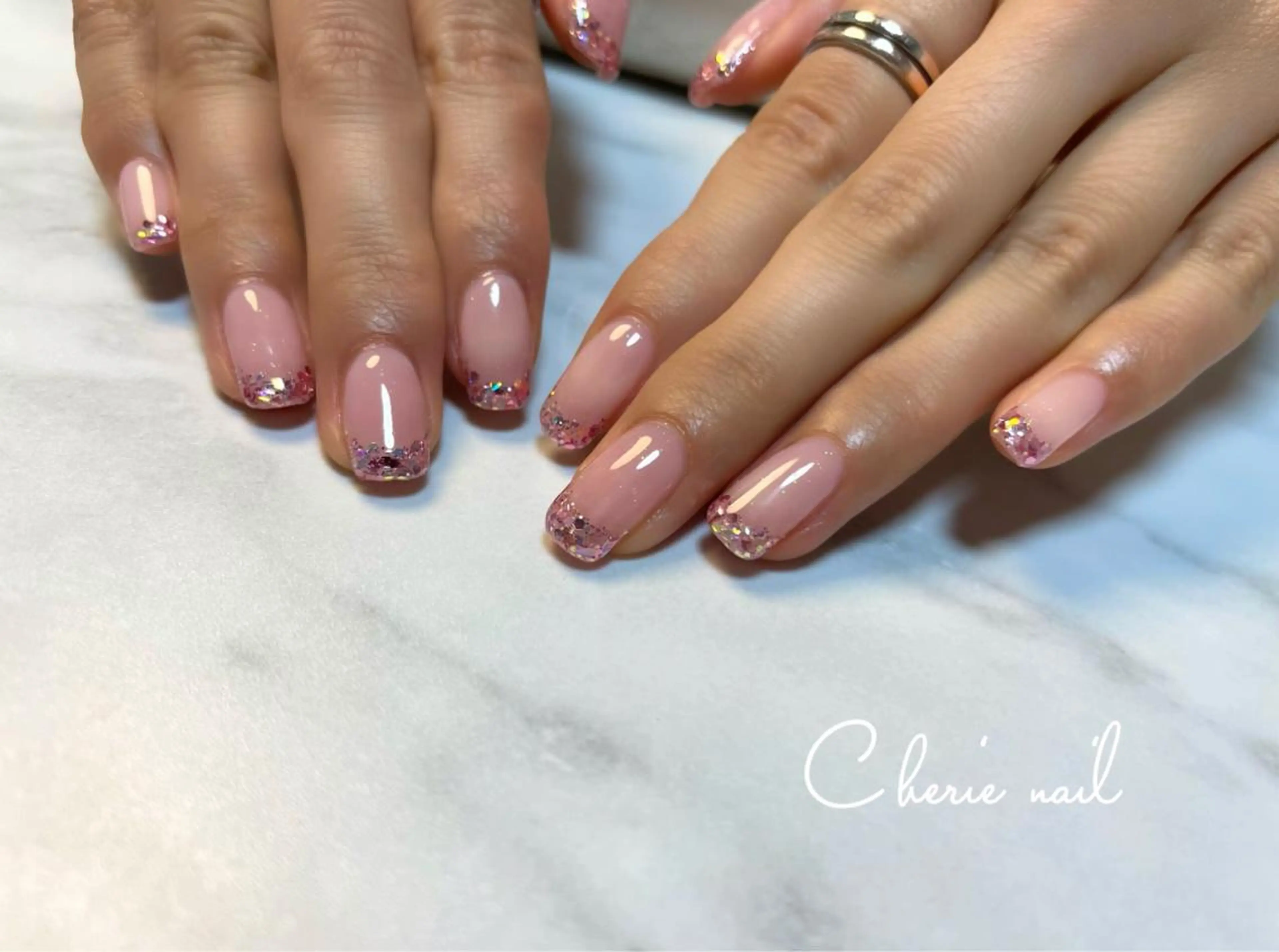 ネイル フレンチネイル ラメ(グリッター) ハンドネイル Cherienail yunaのネイルデザイン