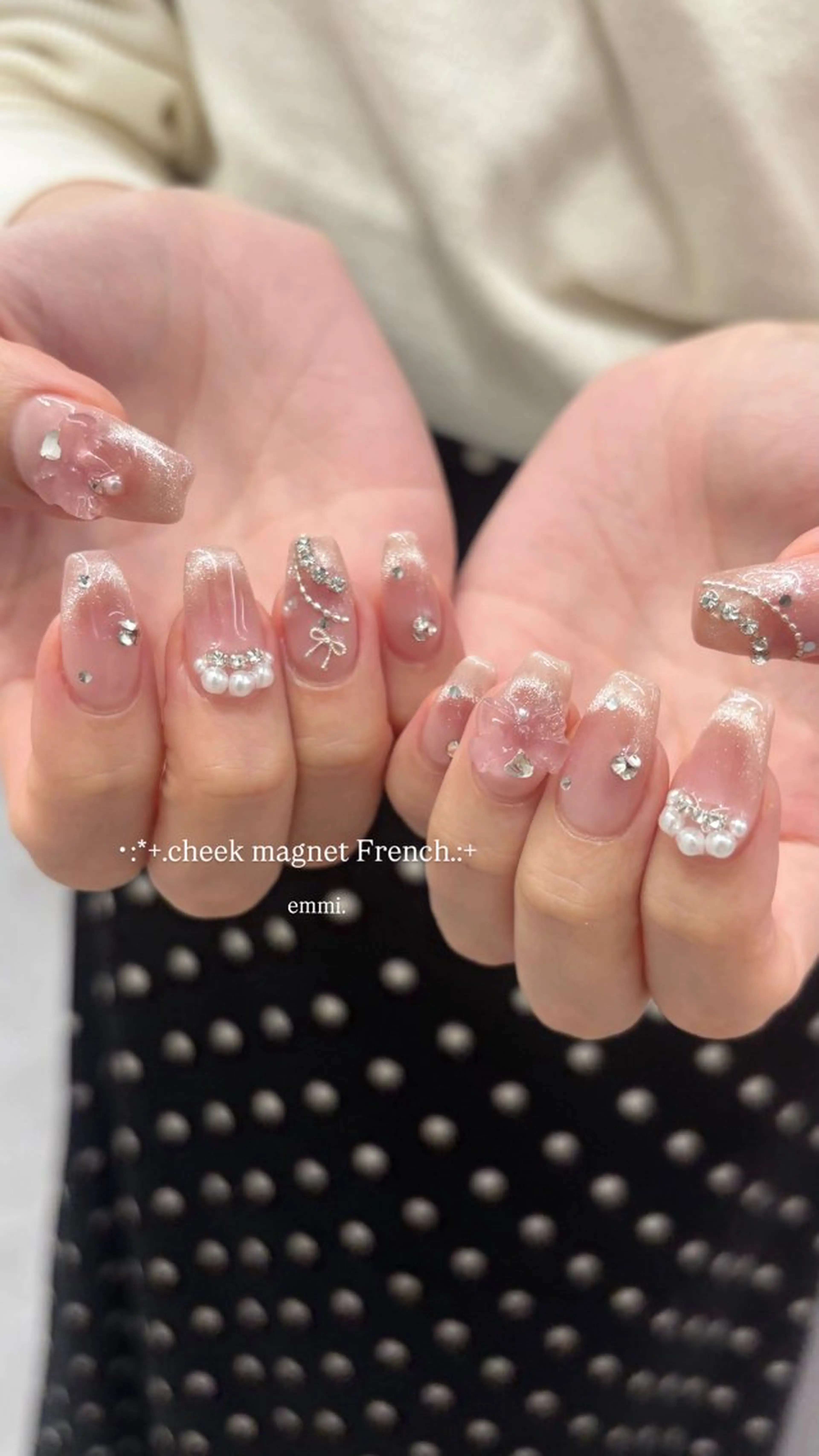 ネイル ハンドネイル GO TODAY SHAiRE SALON 表参道colore店所属・emmi nailのネイルデザイン