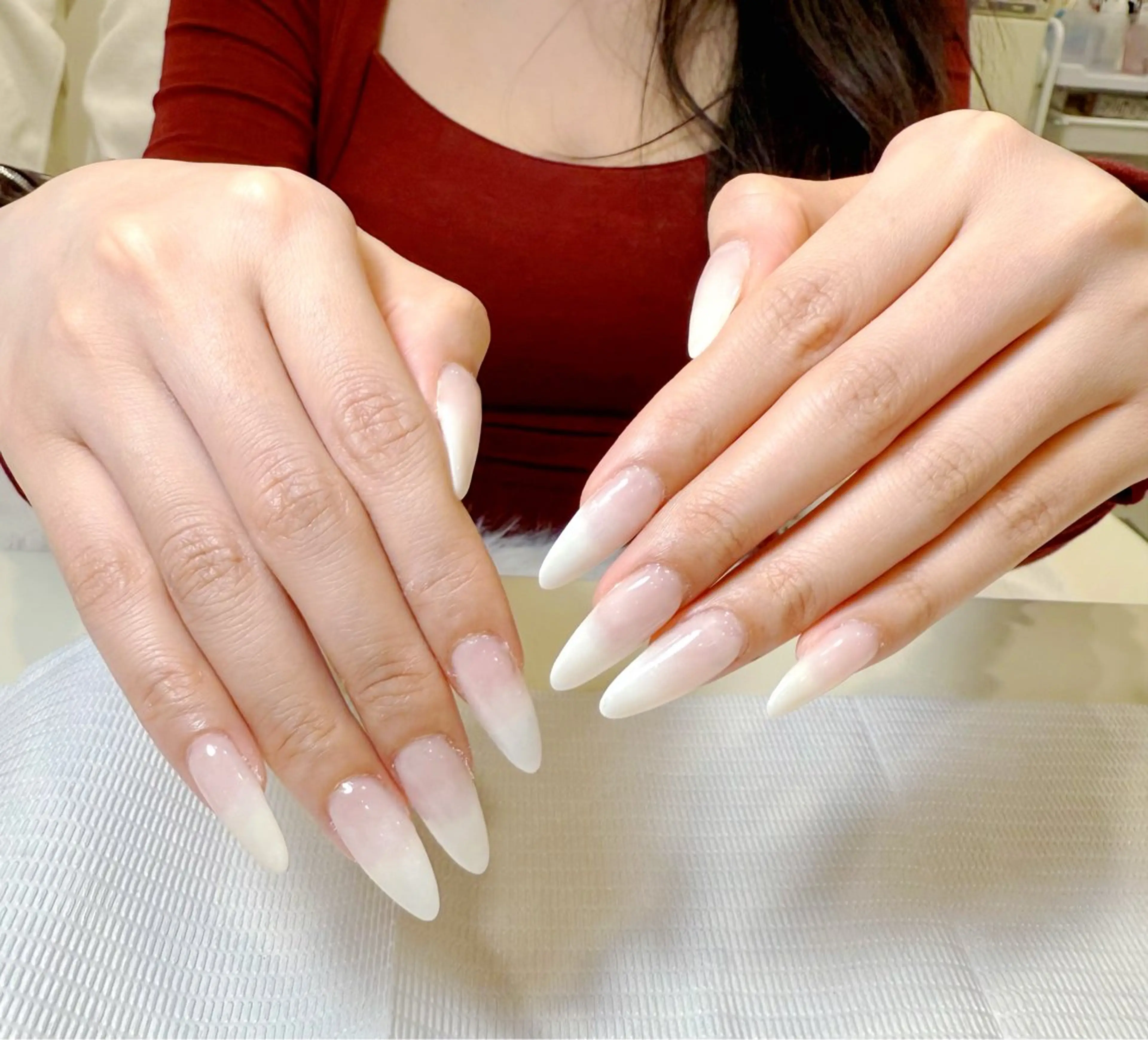 ネイル バラ ばらのネイルデザイン