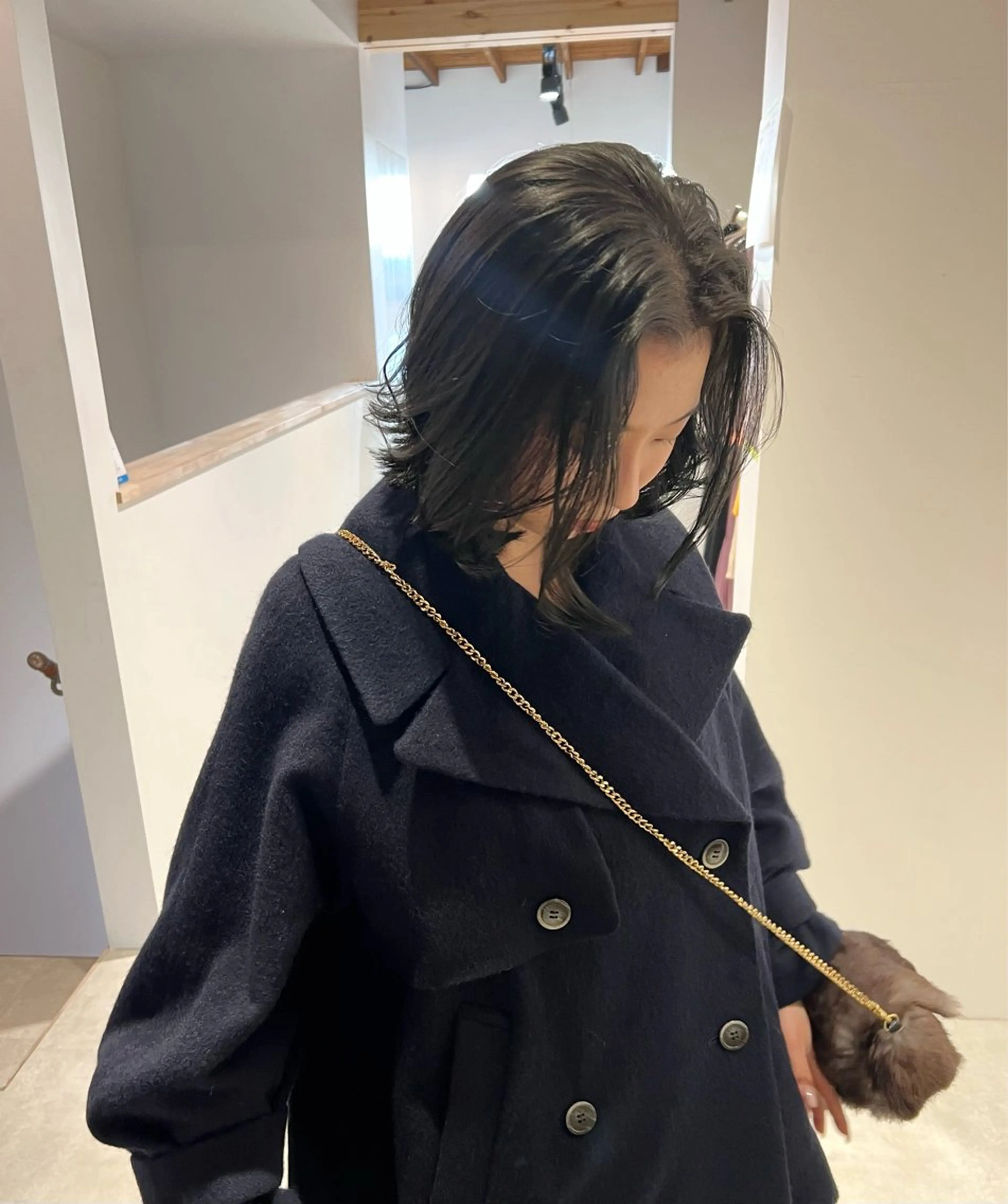 ミディアム カラー グレージュ オリーブグレージュ オリーブグレー カット ヘアカラー io濱川 遥のヘアスタイル