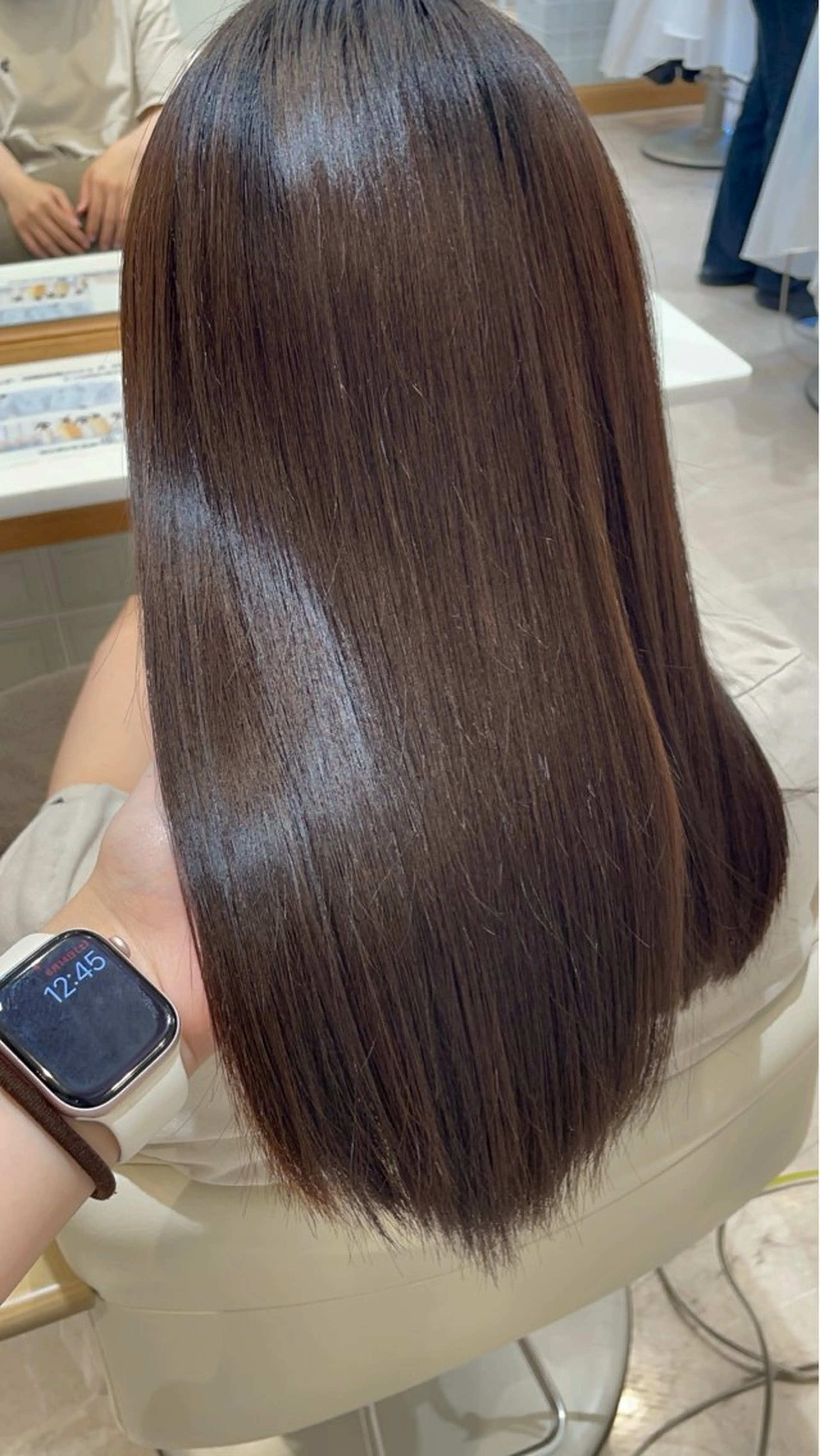 ロング 髪質改善 縮毛矯正 トリートメント カット 縮毛矯正 ヘッドスパ／透明感 カラー伊藤 千尋のヘアスタイル