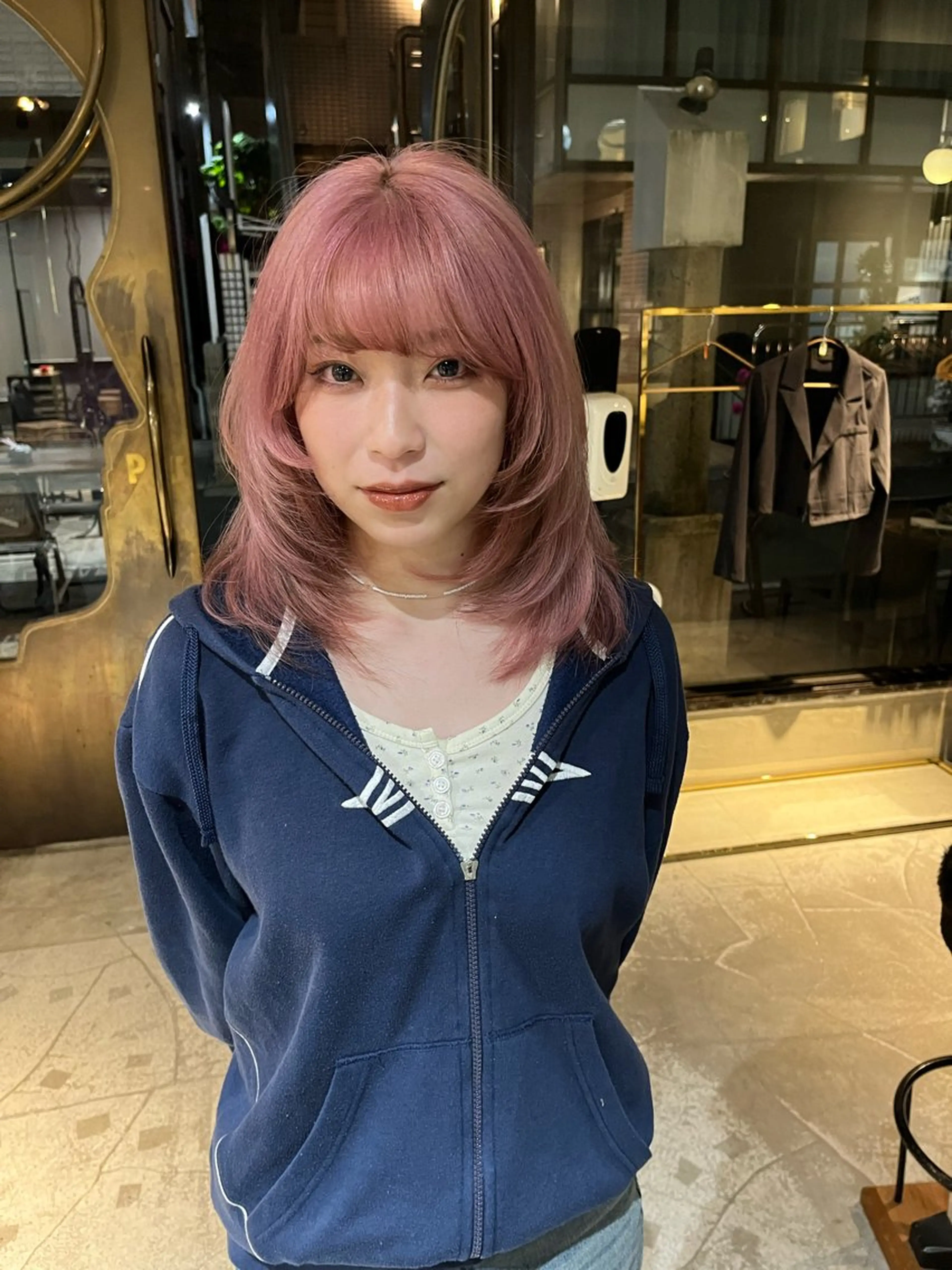 ショート カラー ヘアアレンジ ヘアカラー トリートメント ハイトーン/美髪矯正 🍃大江拓実のヘアスタイル