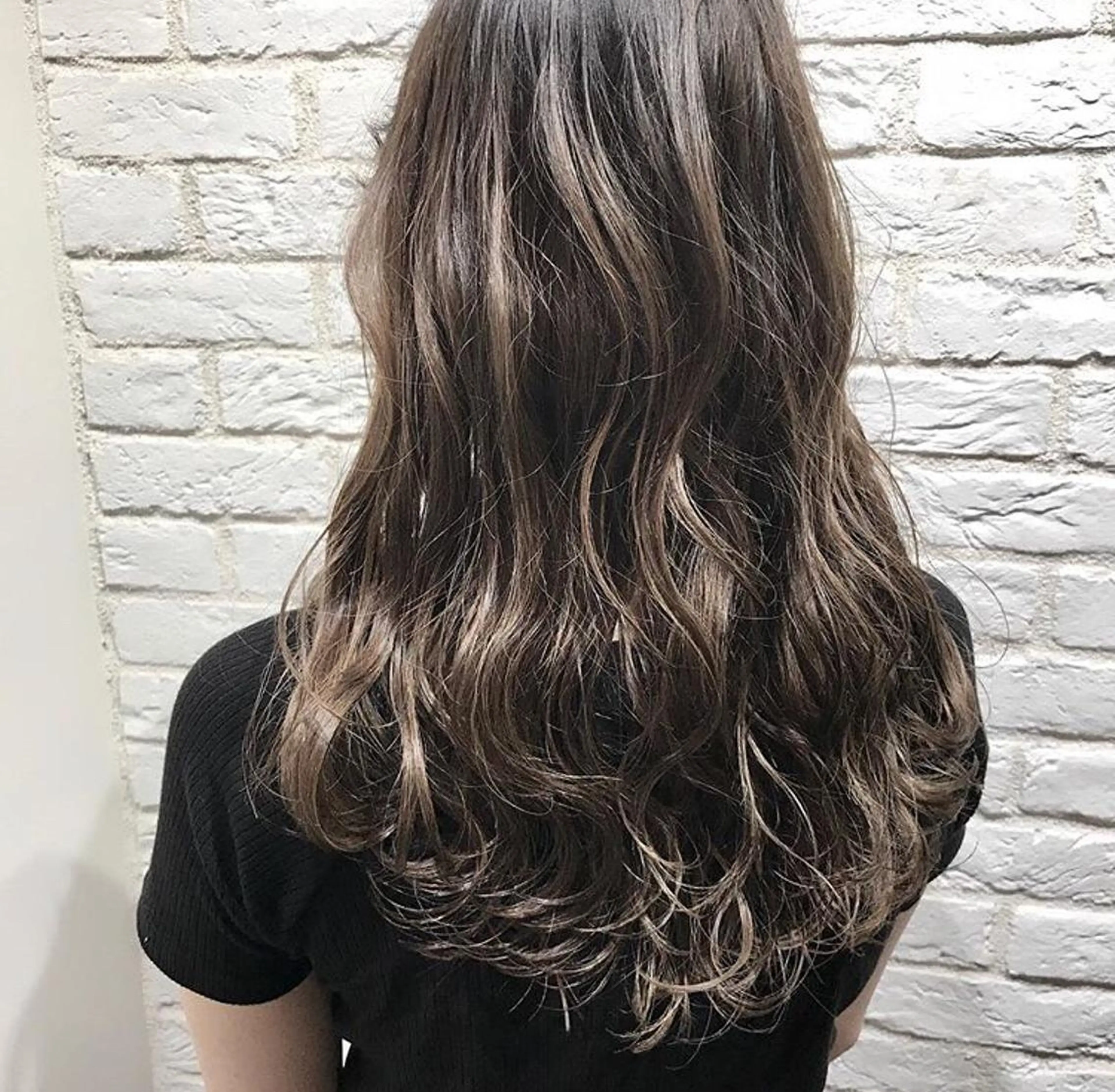 ロング トップスタイリスト 江口 稜亮のヘアスタイル