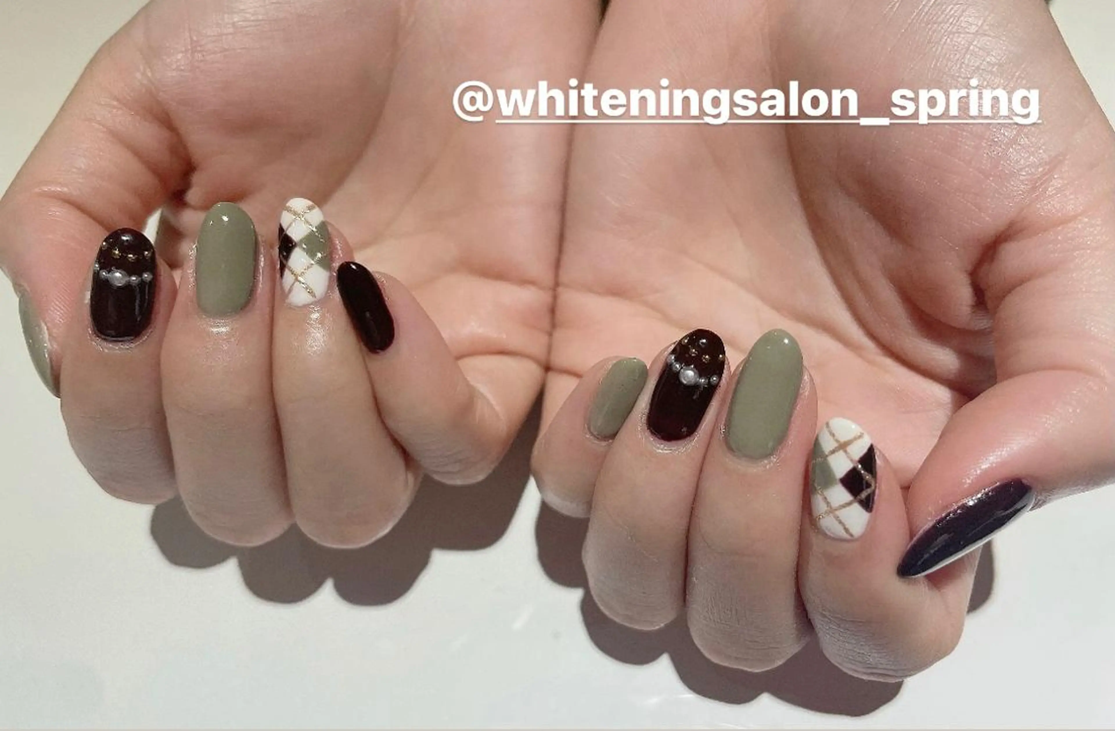 ネイル Nakao Hitomiのネイルデザイン