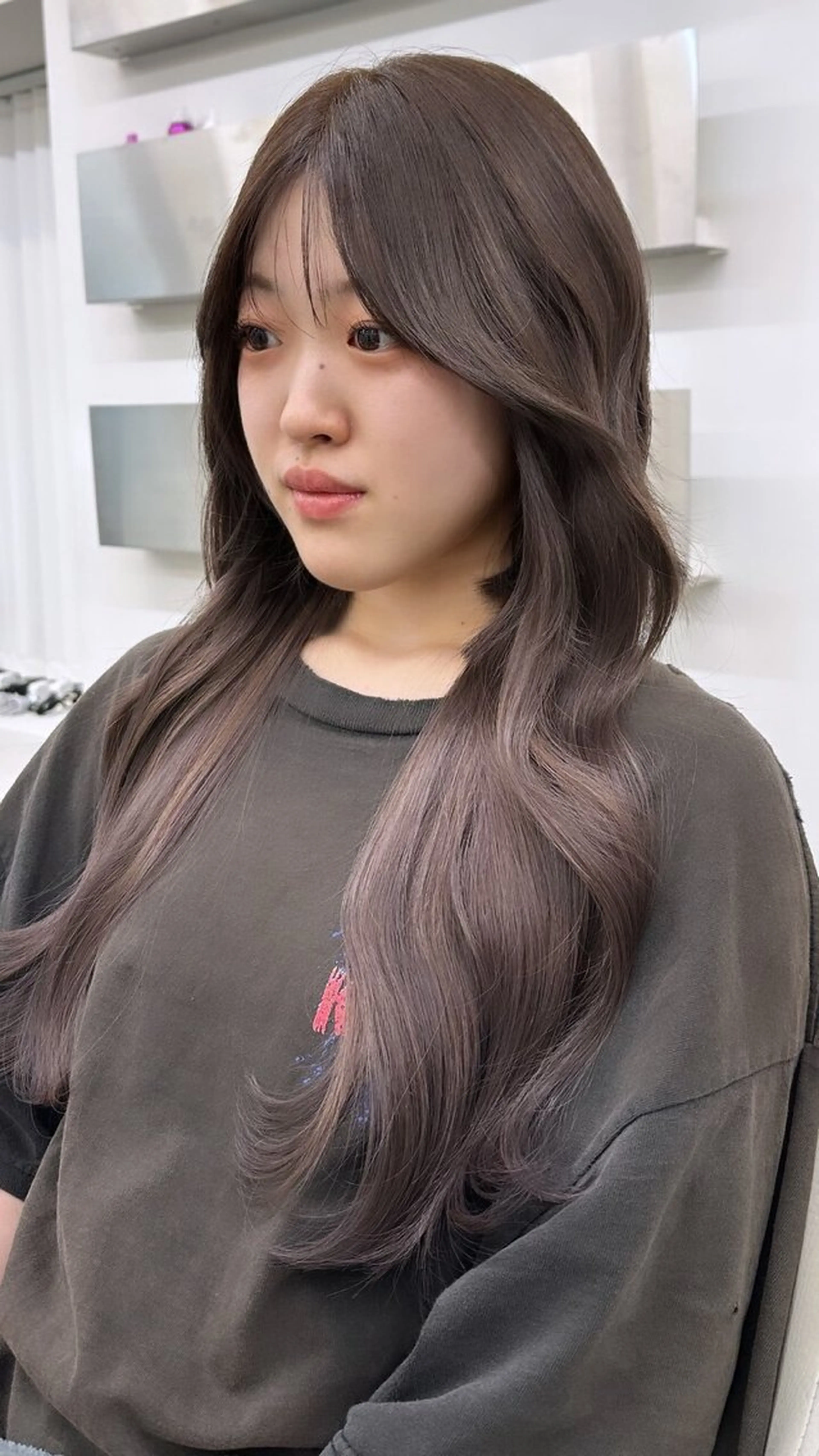 ロング シールエクステ ボブ エクステ ロング ヘアカラー エクステ L.O.GKINSHICHO所属・シールエクステ☀️ L.O.G村岡健一のヘアスタイル