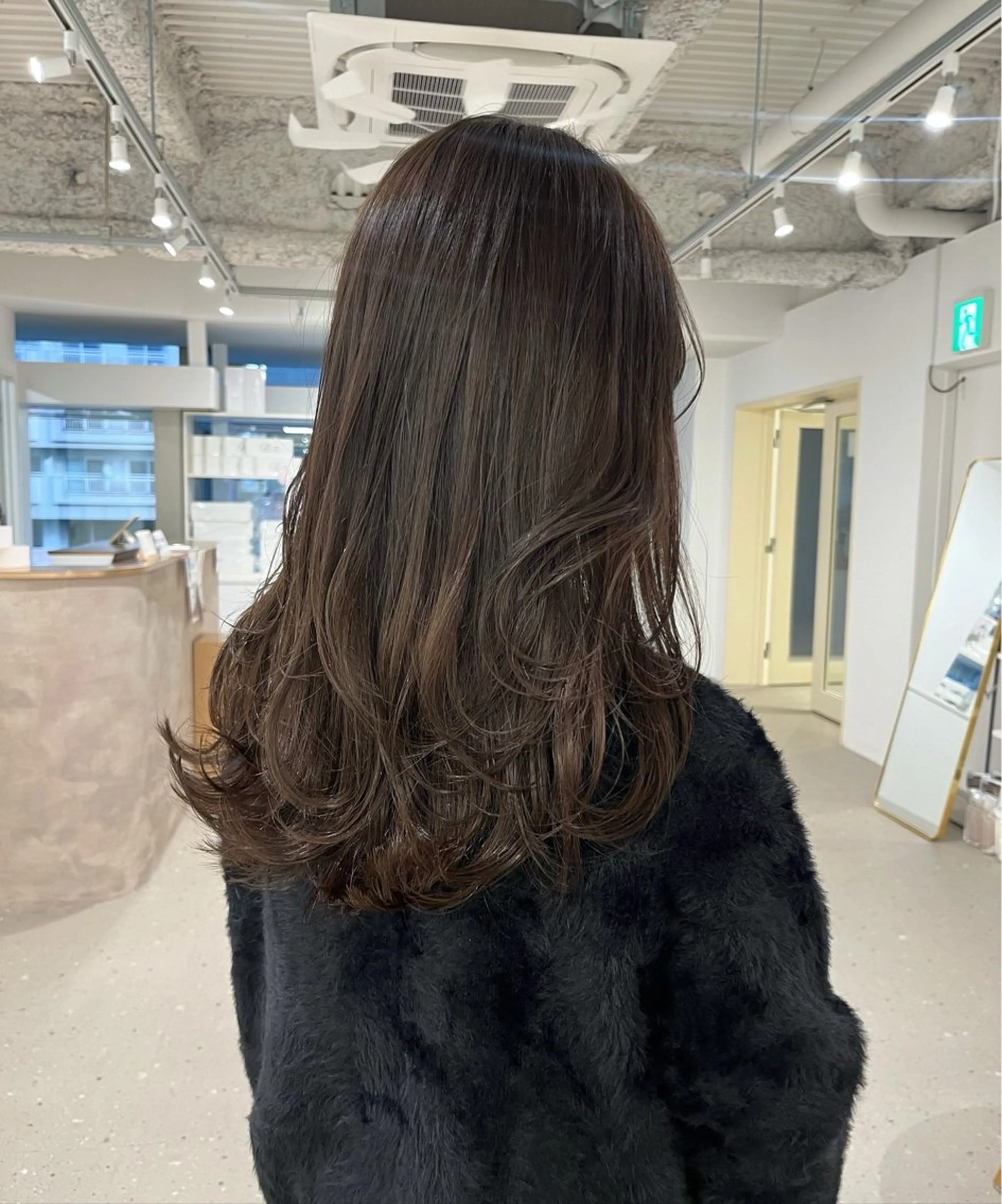 ロング レイヤーカット knowhow所属・箱崎 凪沙のヘアスタイル