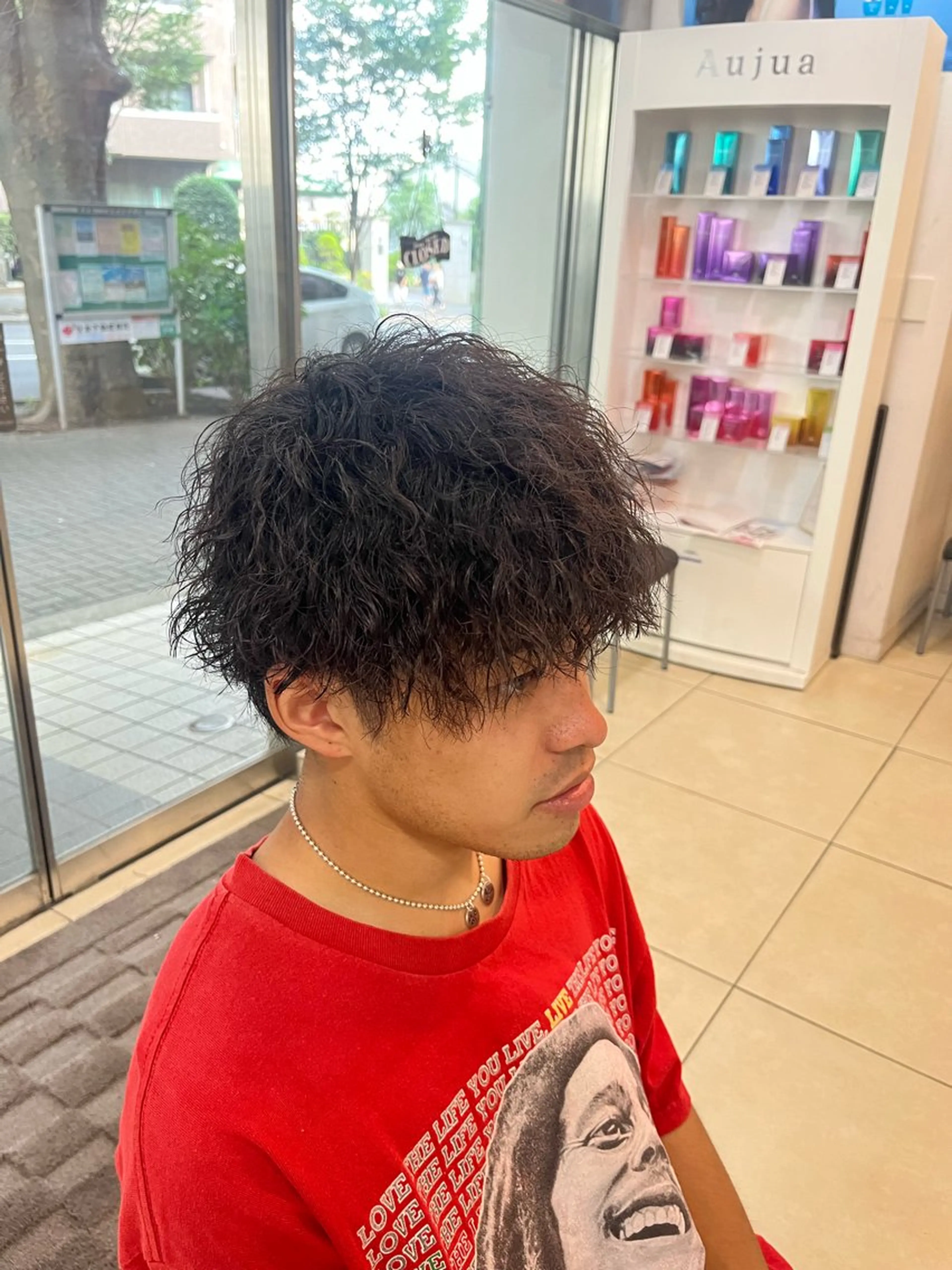 ショート パーマ メンズ マッシュ メンズパーマ ツイストスパイラルパーマ ショートヘア スパイラルパーマ カット パーマ 韓国風メンズ/毛流れ ヘアなら須田龍世のヘアスタイル