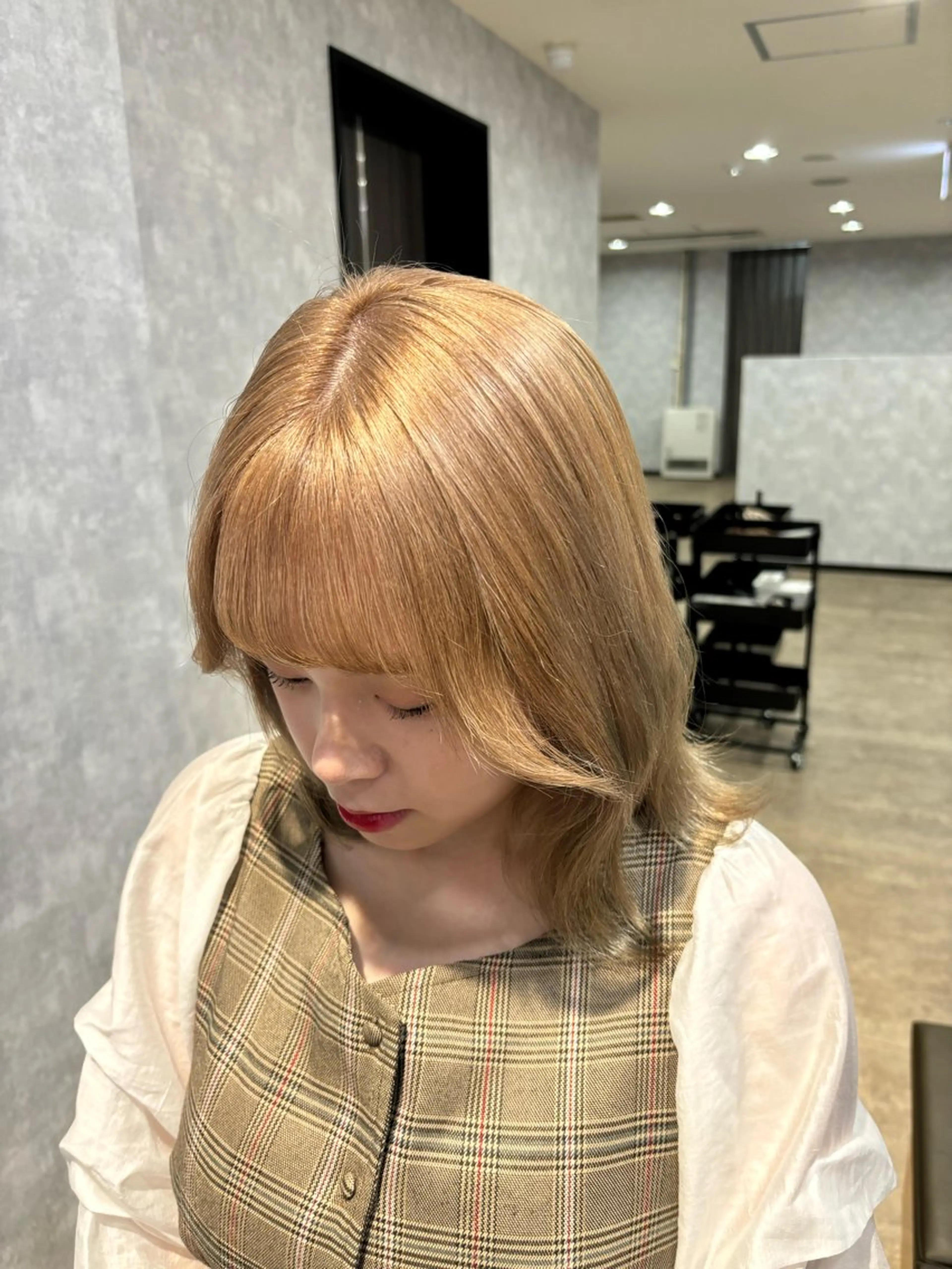 カラー La fith hair ray 札幌店所属・顔まわり/W カラー/リョウのヘアスタイル