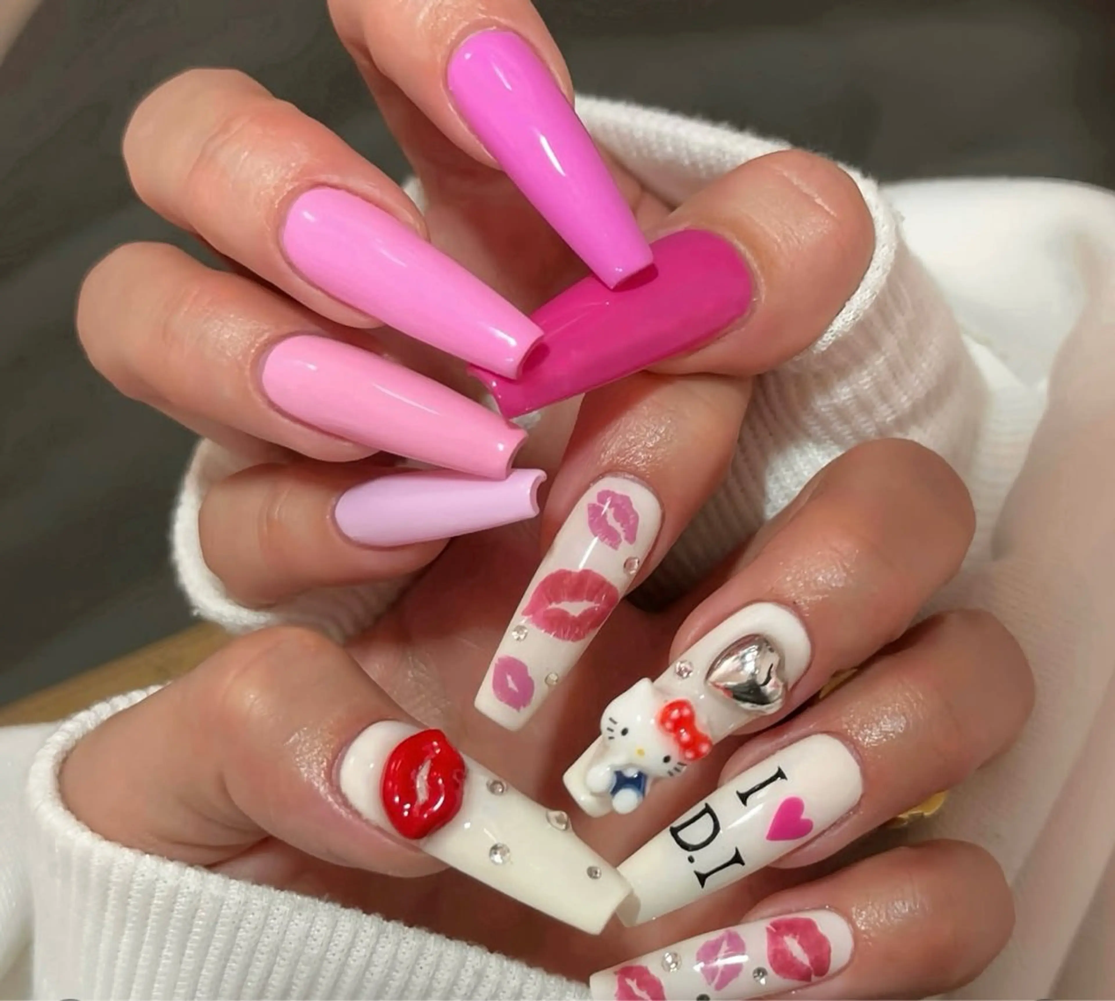 ネイル グラデーション キラキラネイル ワンカラーネイル 冬ネイル Jenn Nail Salonのネイルデザイン