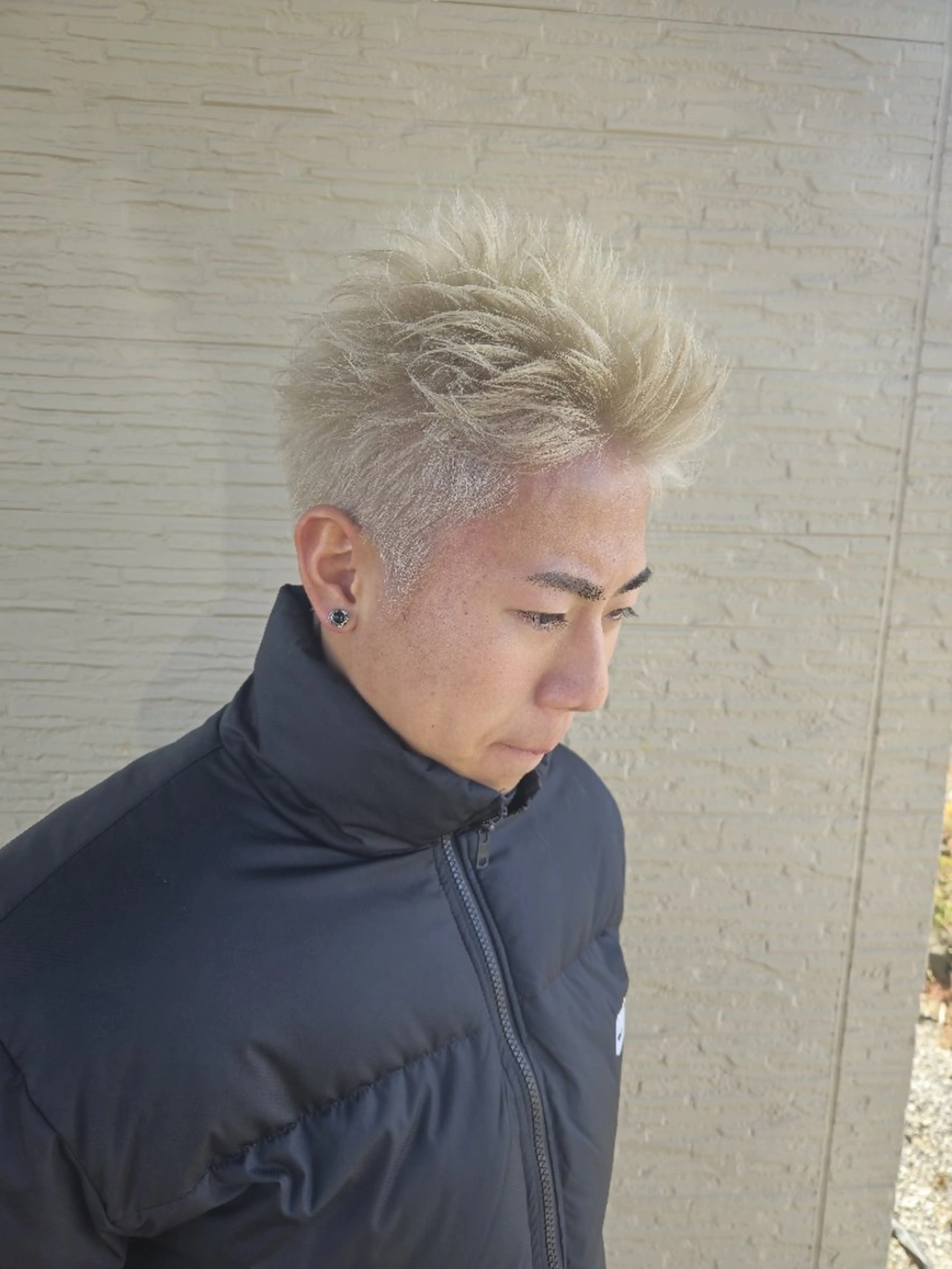 カラー 電髪倶楽部　美膳所属・荒井 琢人のヘアスタイル