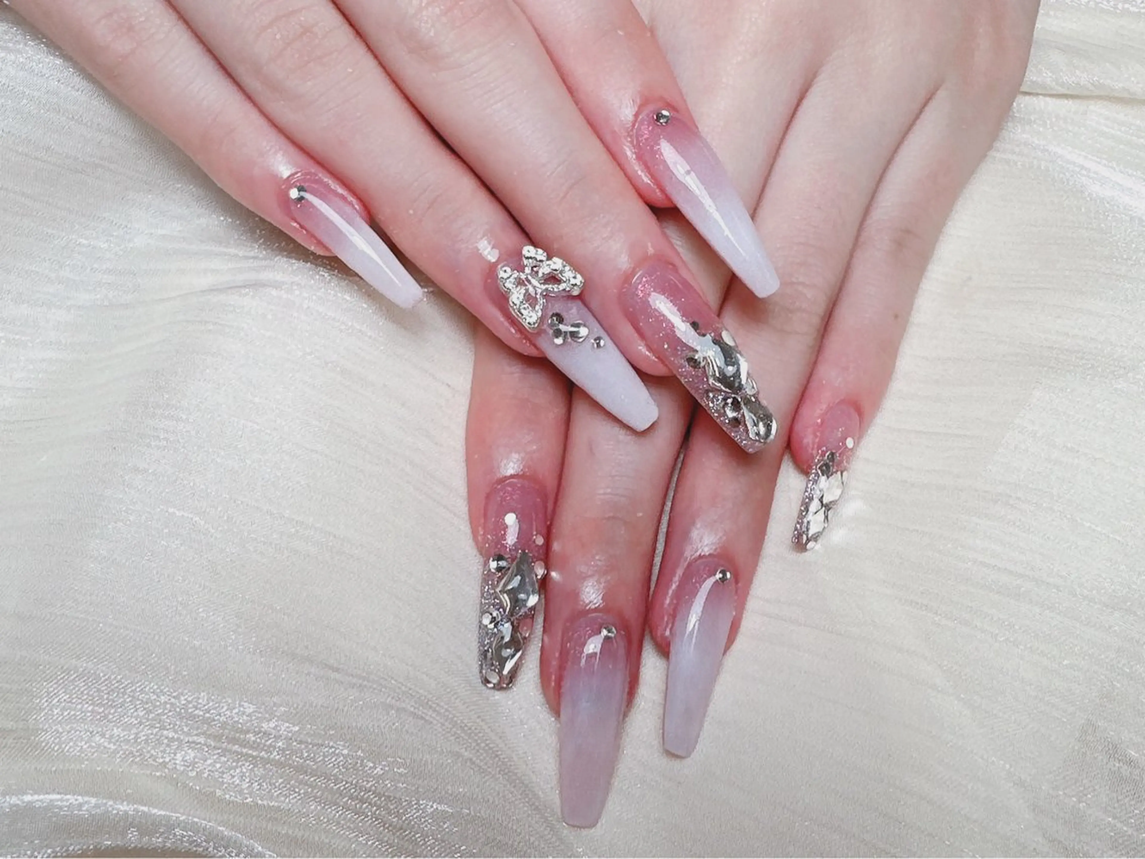 ネイル Ayumi nails川崎店のネイルデザイン