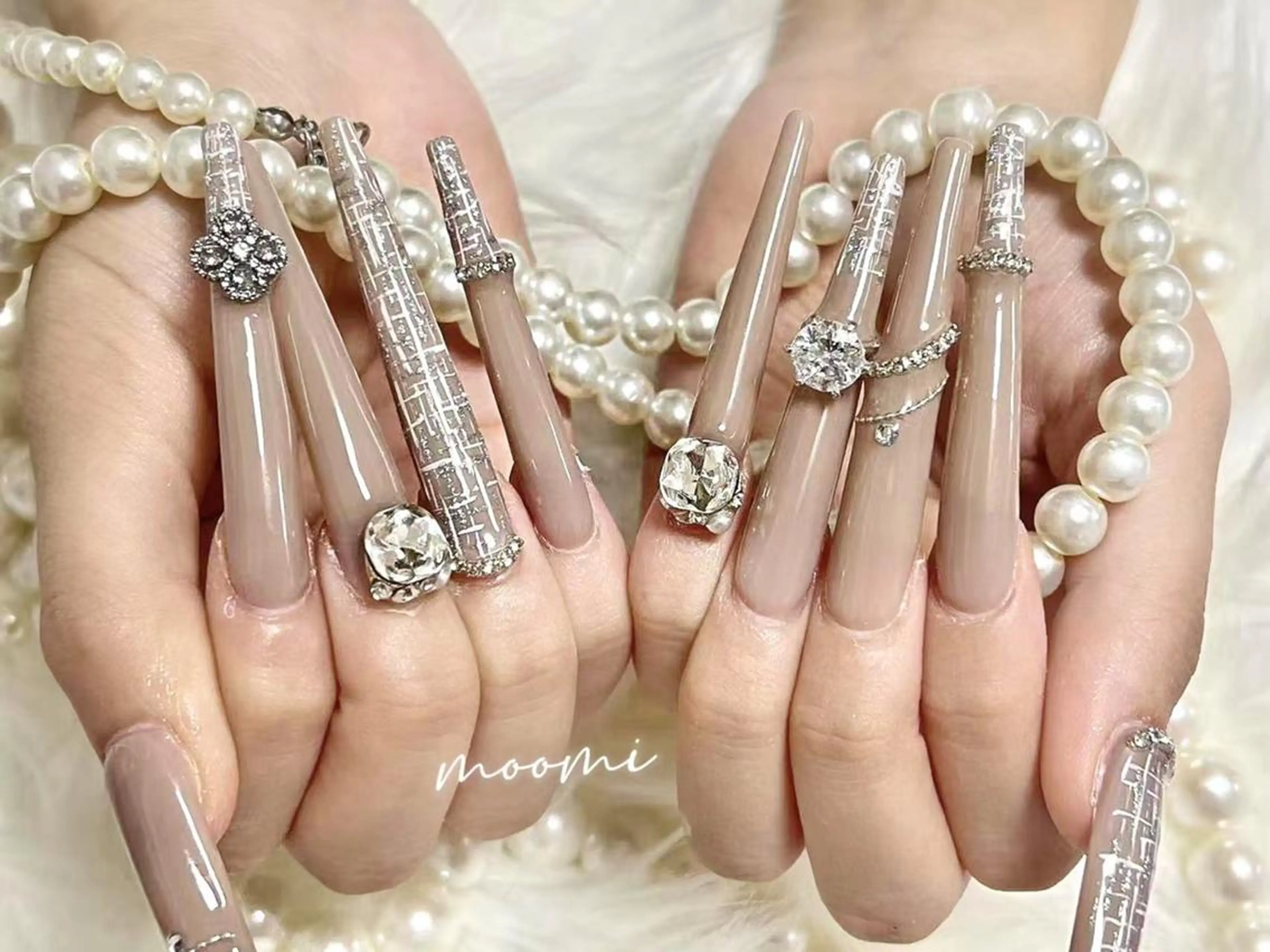 ネイル 長さ出し ジェルネイル グラデーション 韓国ネイル マグネットネイル moomi nail スカルプ専門のネイルデザイン