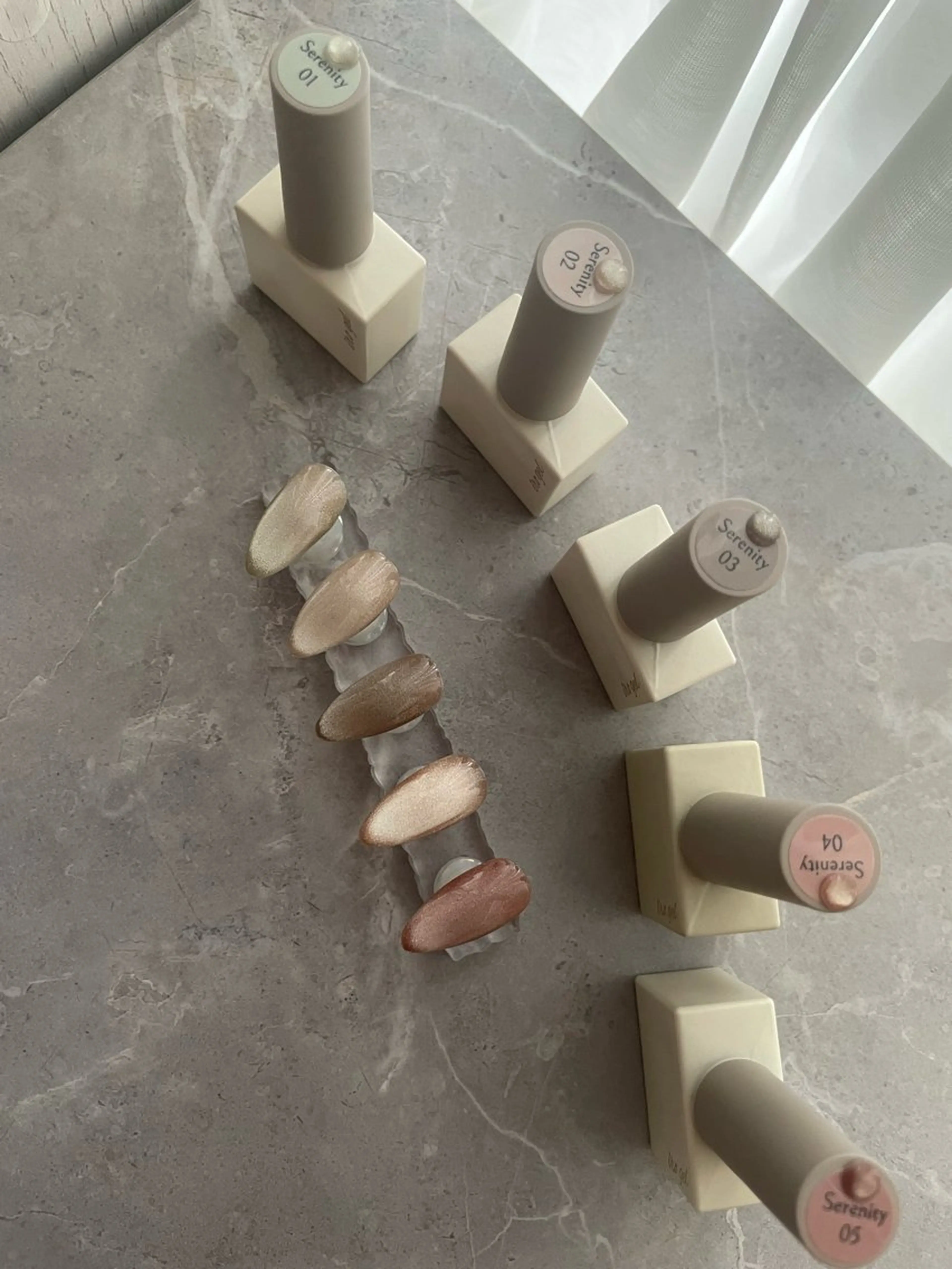 ネイル マグネットネイル ハンドネイル Kotoneil.Y所属・Kotoneil.Y 琴音のネイルデザイン