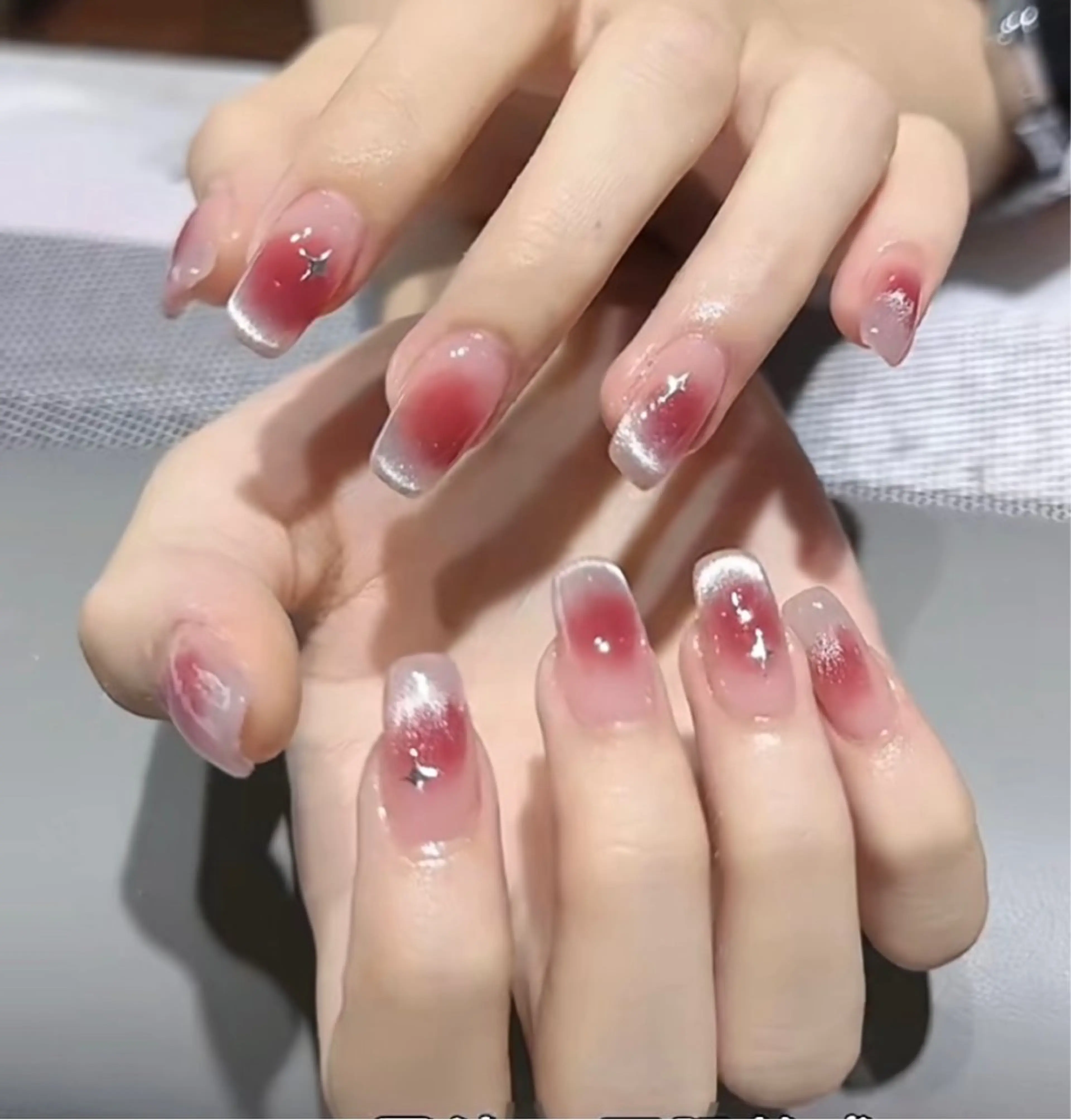 ネイル ハンドネイル NiNa ビューティーサロン所属・Ni Naのネイルデザイン